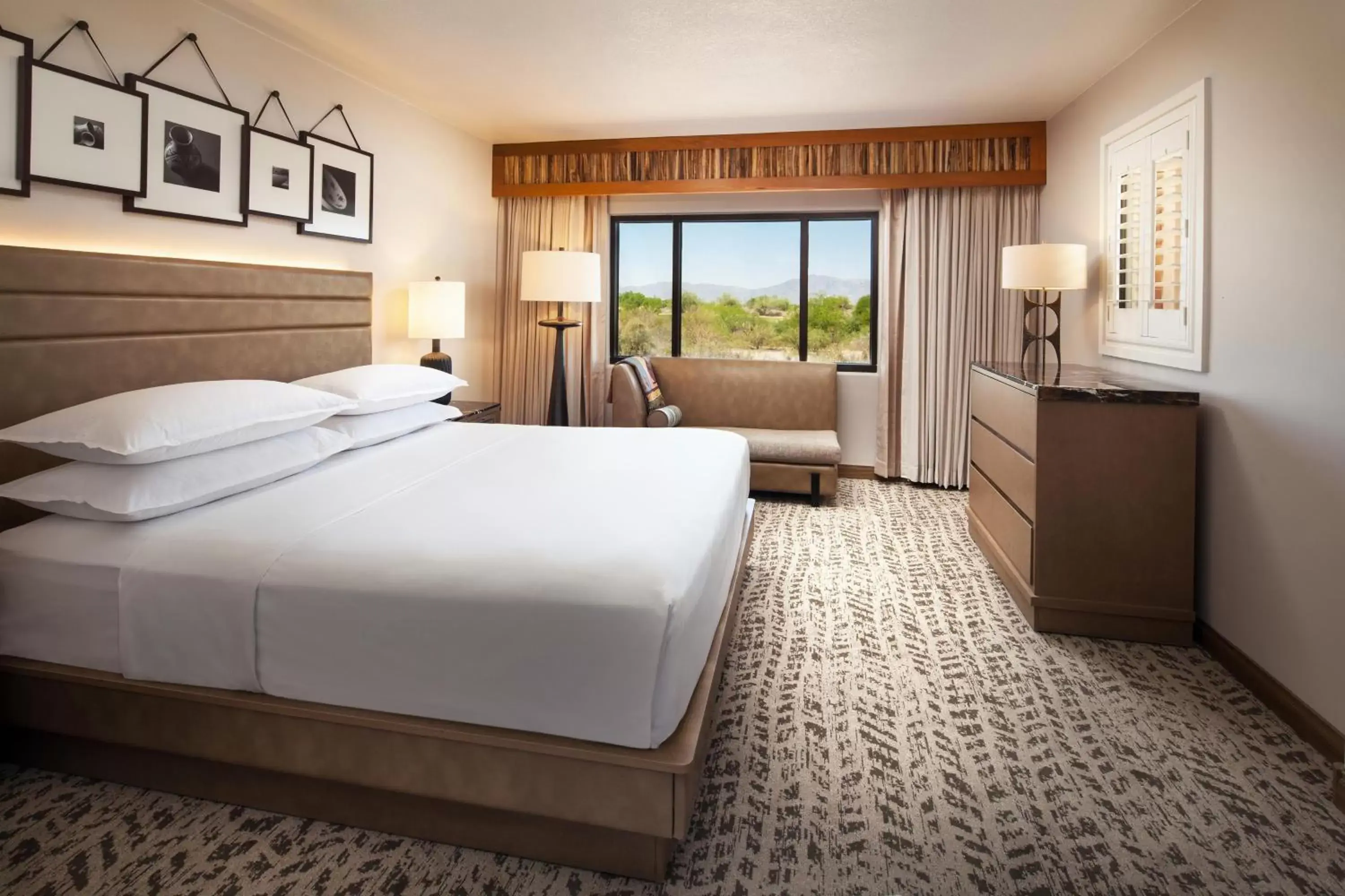 Bedroom in Sheraton Grand at Wild Horse Pass