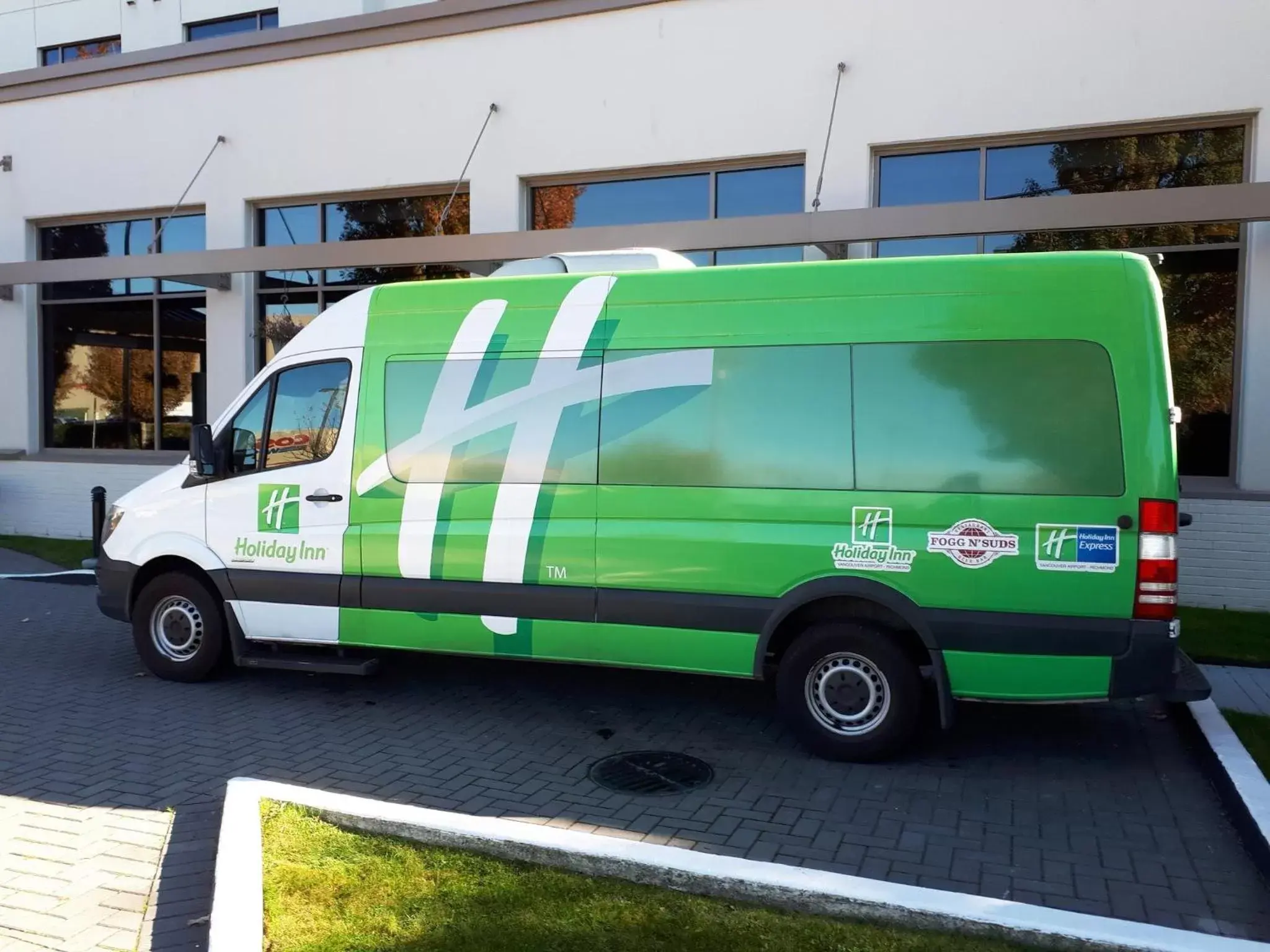 Lobby or reception in Holiday Inn Express Vancouver Airport-Richmond, an IHG Hotel