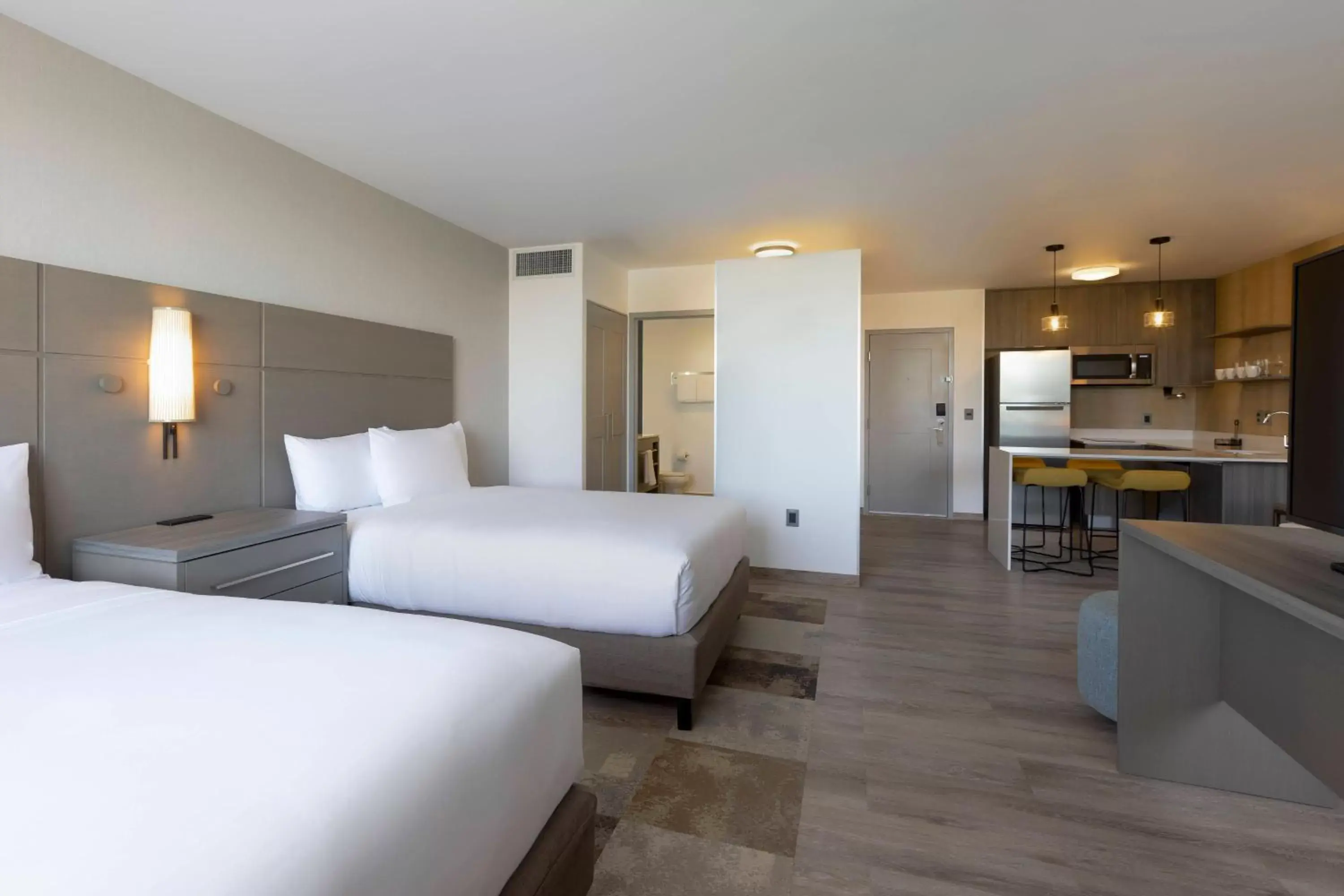 Photo of the whole room, Bed in Residence Inn by Marriott Cancun Hotel Zone