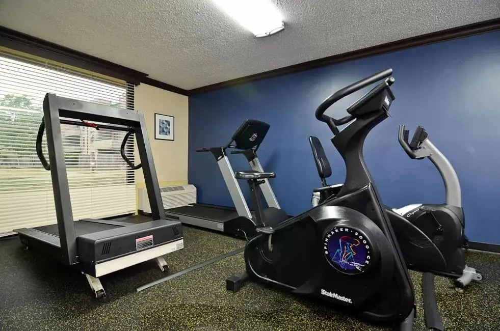 Fitness centre/facilities, Fitness Center/Facilities in Wyndham Garden Schaumburg Chicago Northwest