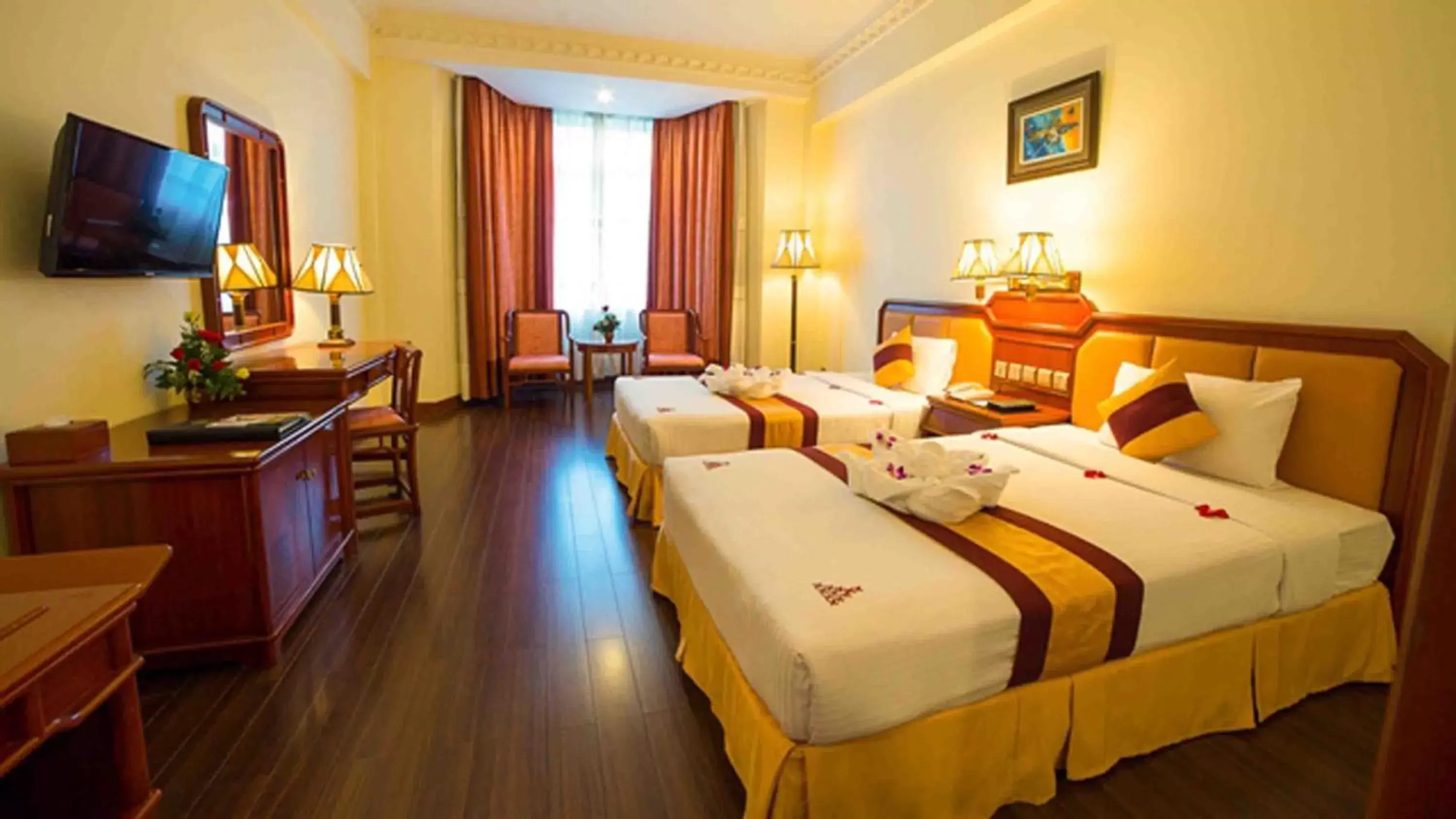 Photo of the whole room in Phnom Penh Hotel