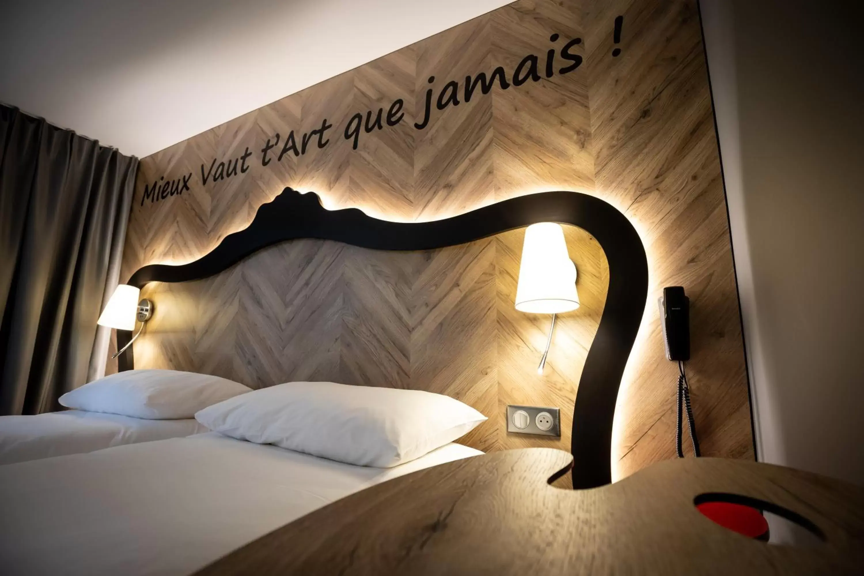 Bed in ibis Styles Douai Gare Gayant Expo