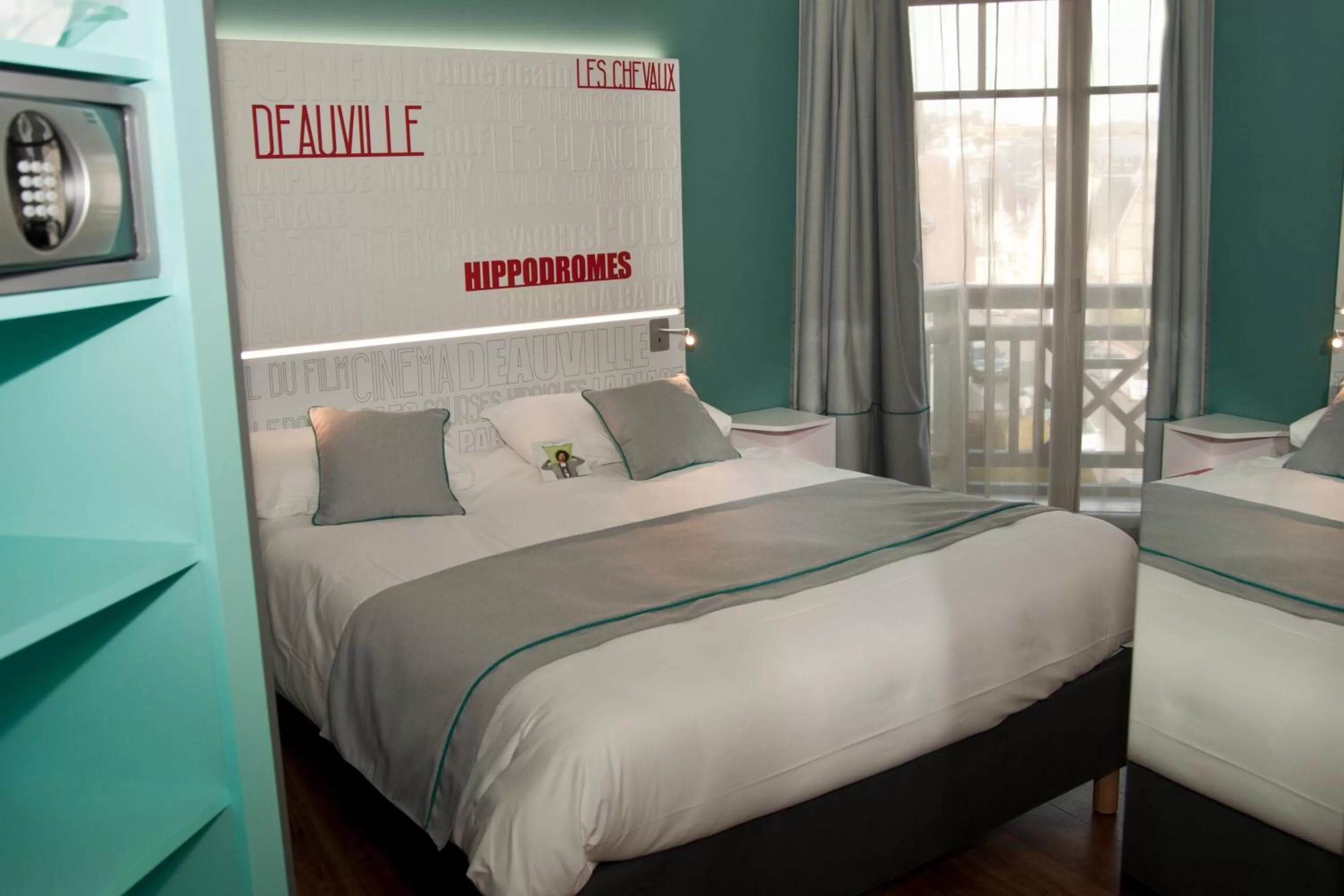 Photo of the whole room, Bed in ibis Styles Deauville Centre