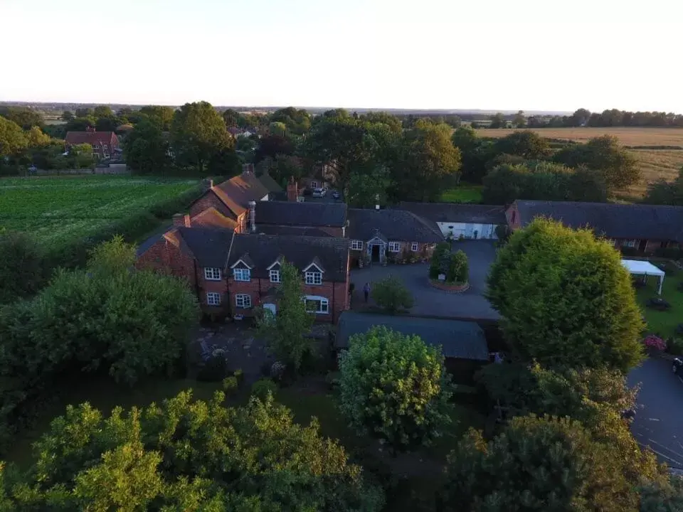 Property building, Bird's-eye View in The Royal Arms Hotel