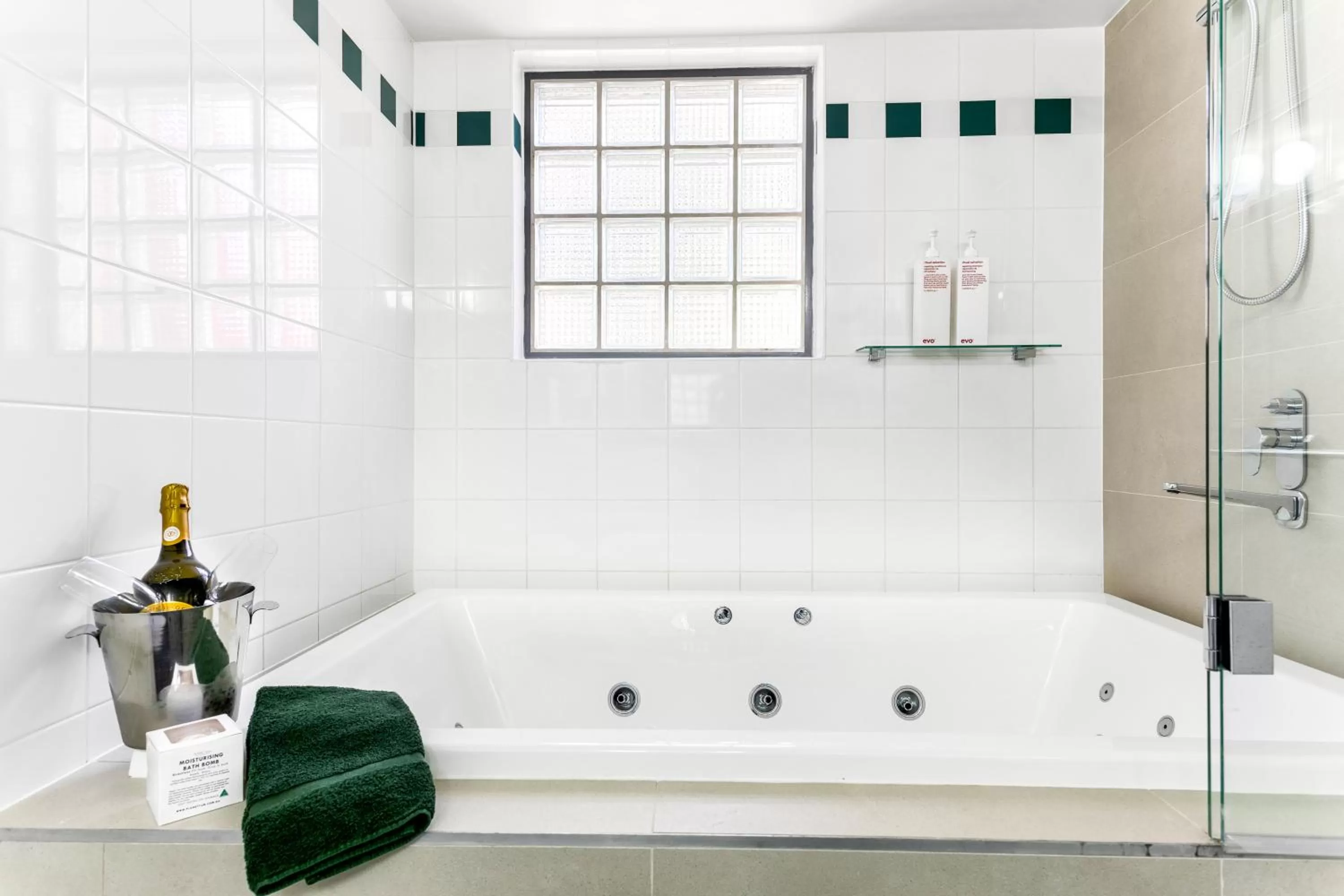 Hot Tub in Mandala Signature Berry