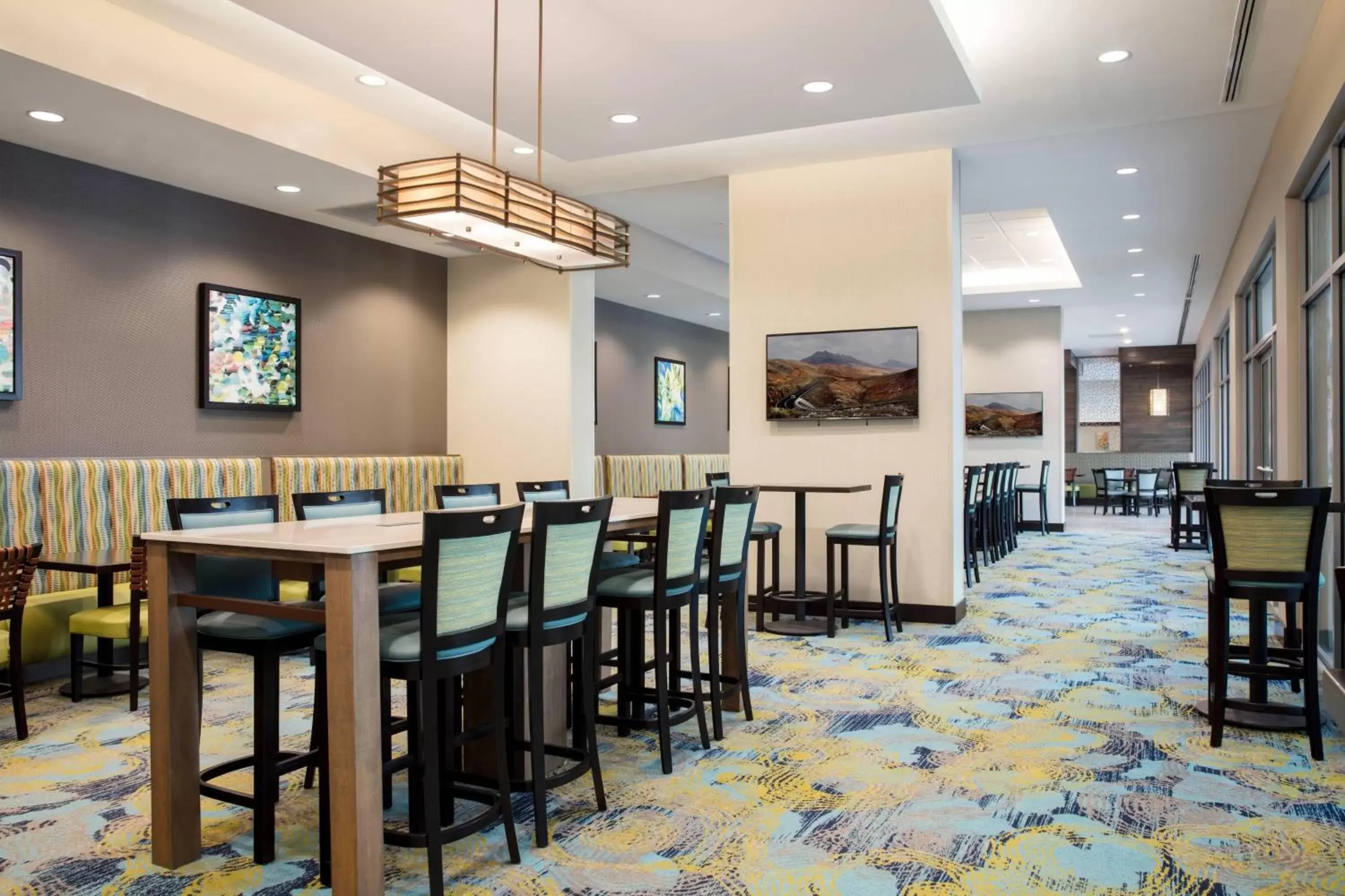 Breakfast, Restaurant/Places to Eat in SpringHill Suites by Marriott Orlando Theme Parks/Lake Buena Vista