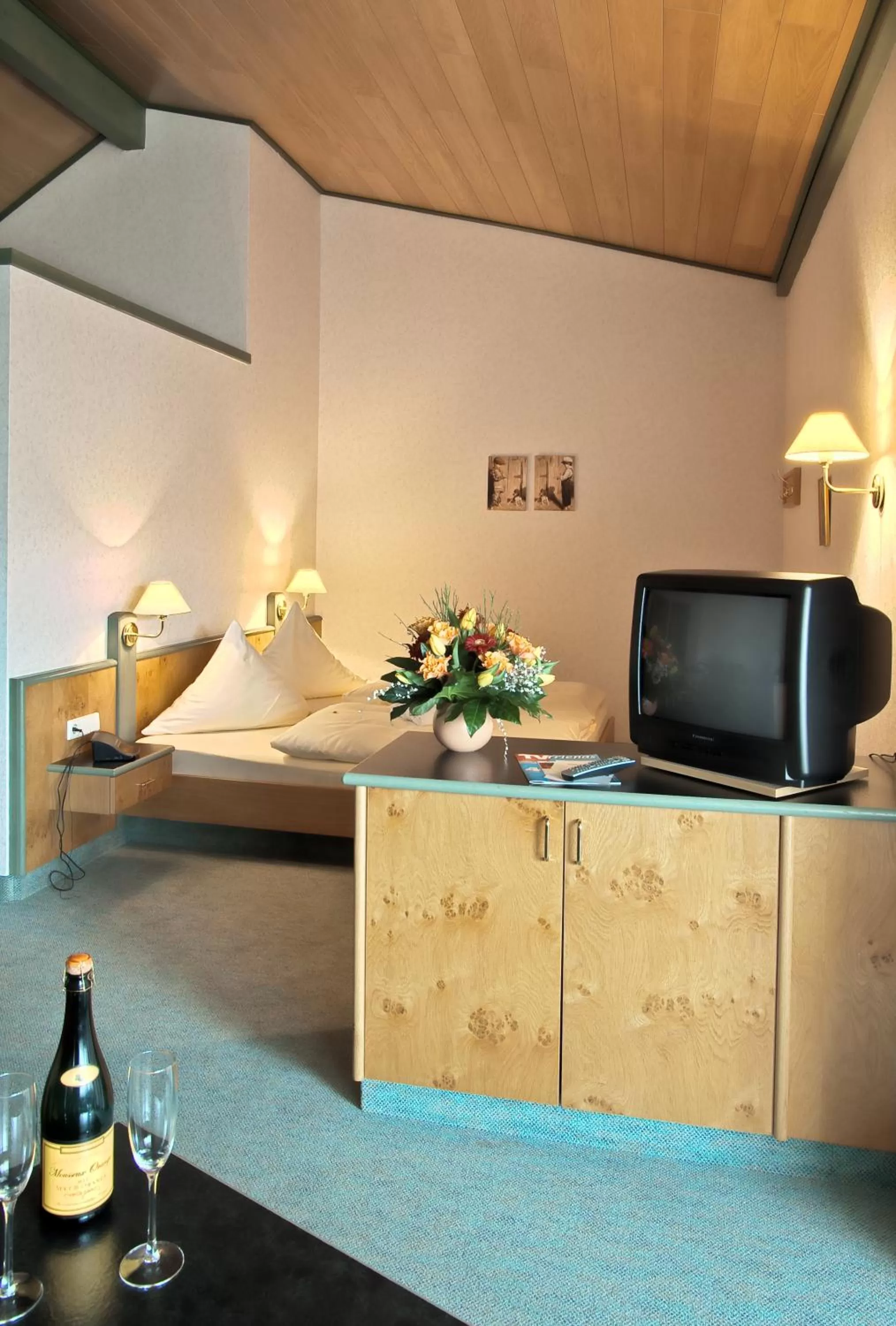 Bed in Landhotel Henkenhof Willingen