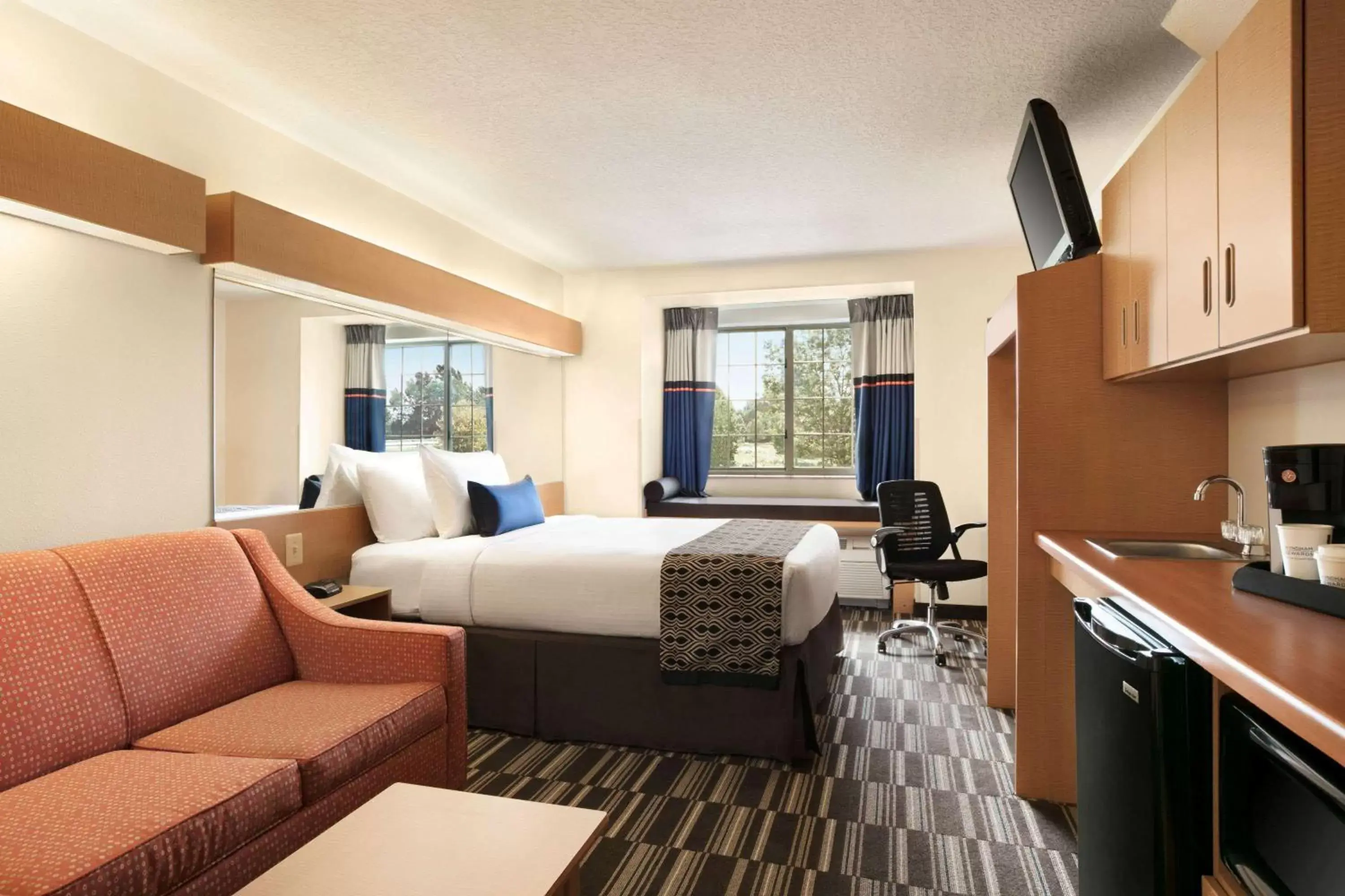 Photo of the whole room in Microtel Inn & Suites by Wyndham Culpeper