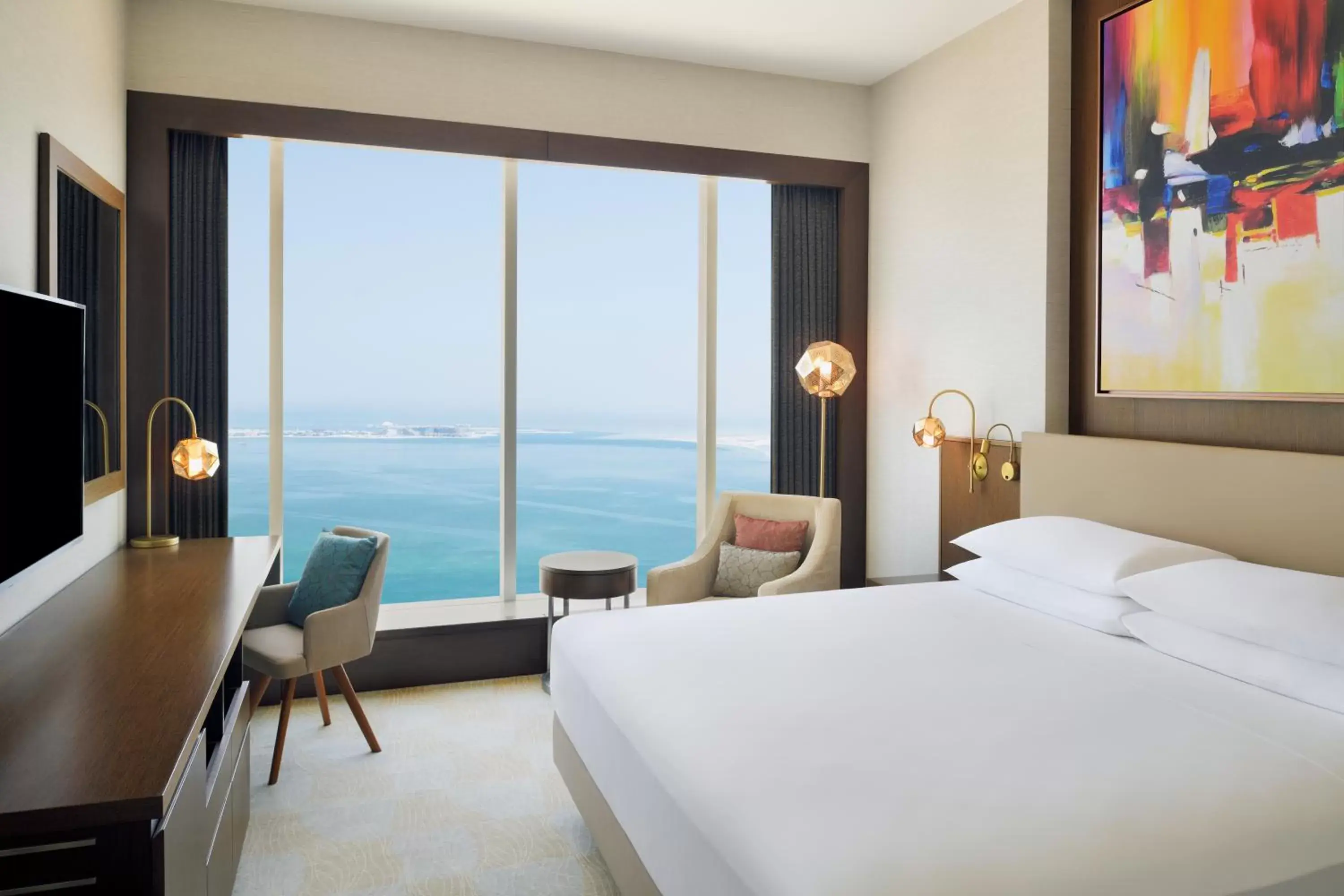 Bed in Delta Hotels by Marriott City Center Doha