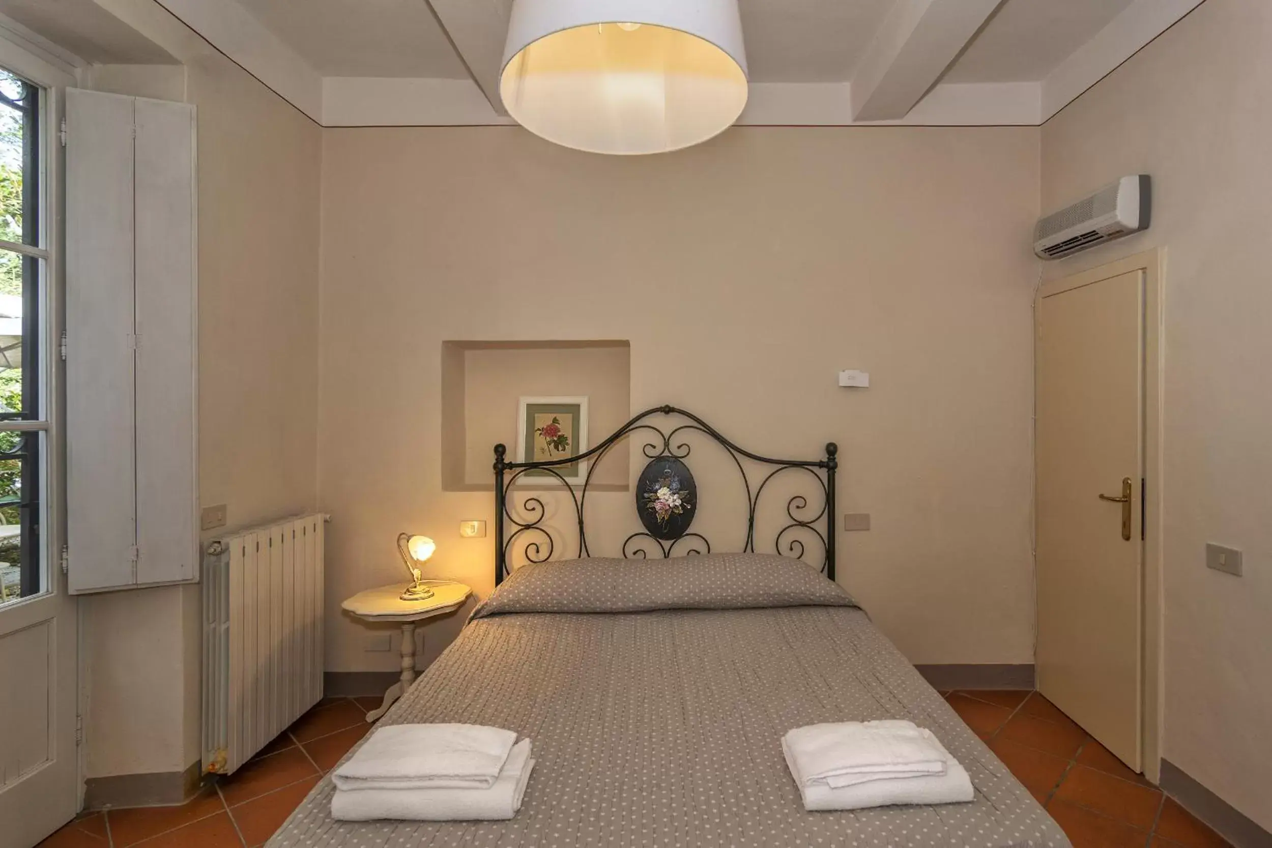 Photo of the whole room, Bed in Corte Meraviglia - Relais