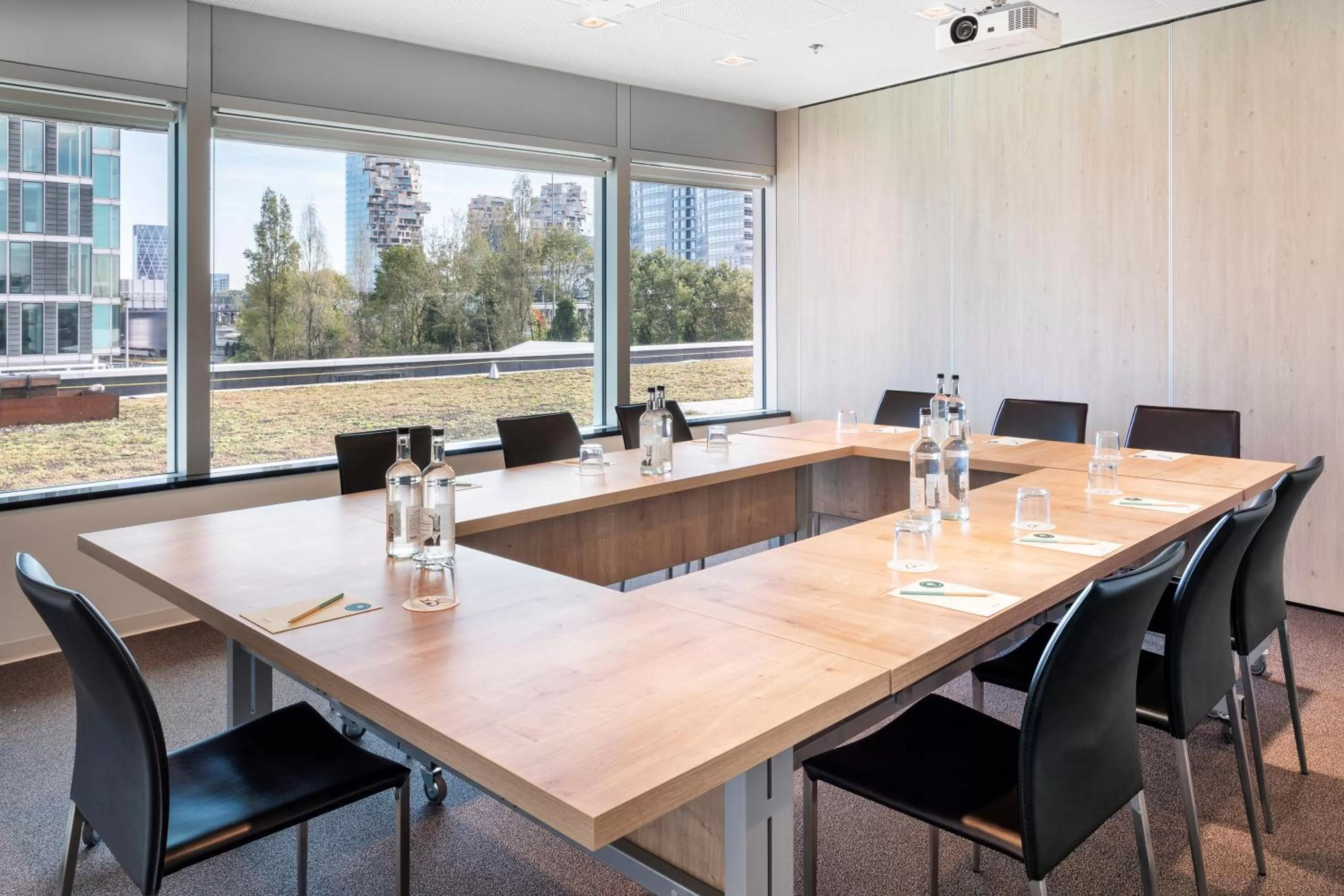 Meeting/conference room in INNSiDE by Meliá Amsterdam