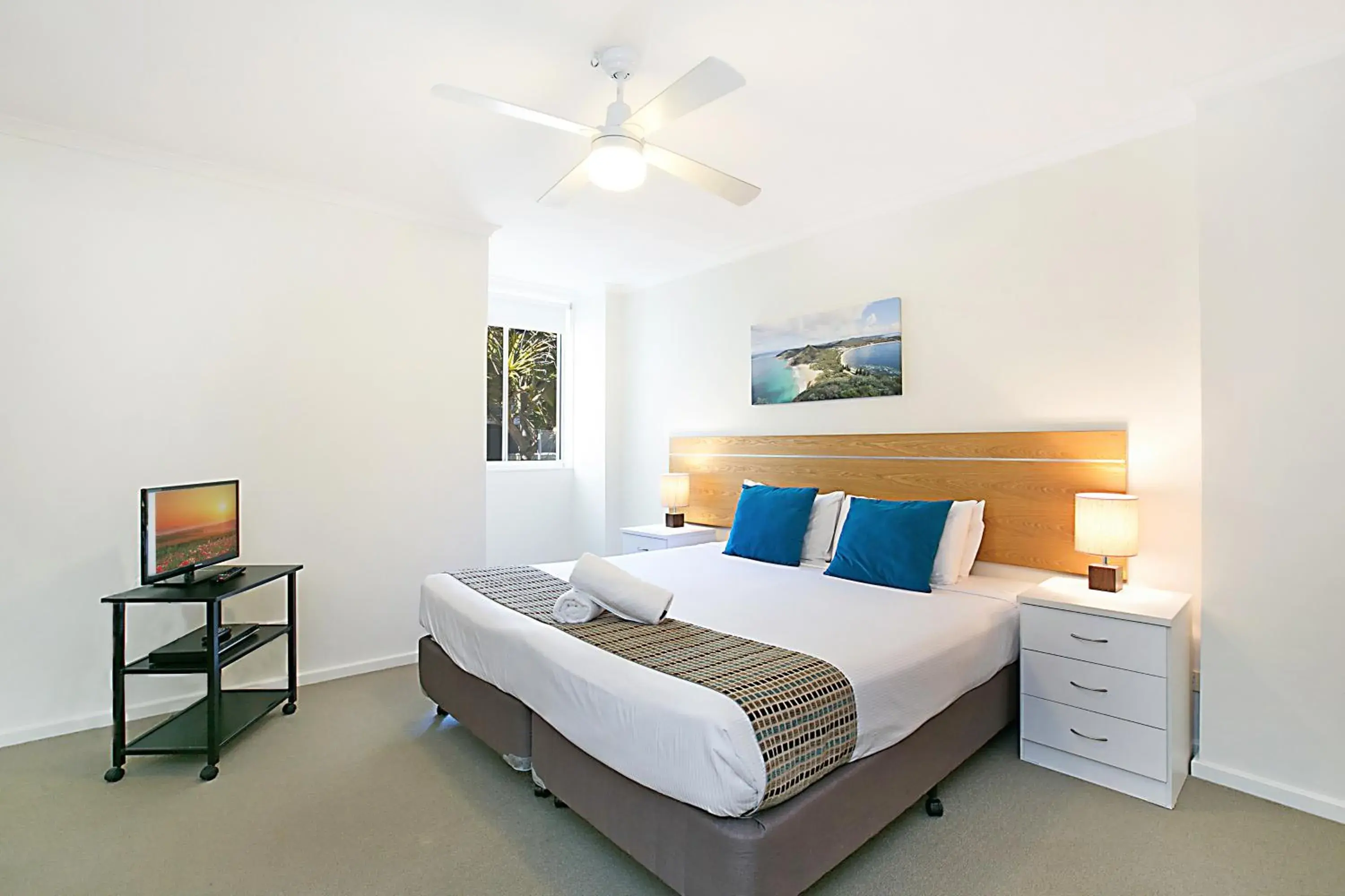 Bedroom, Bed in Mantra Nelson Bay