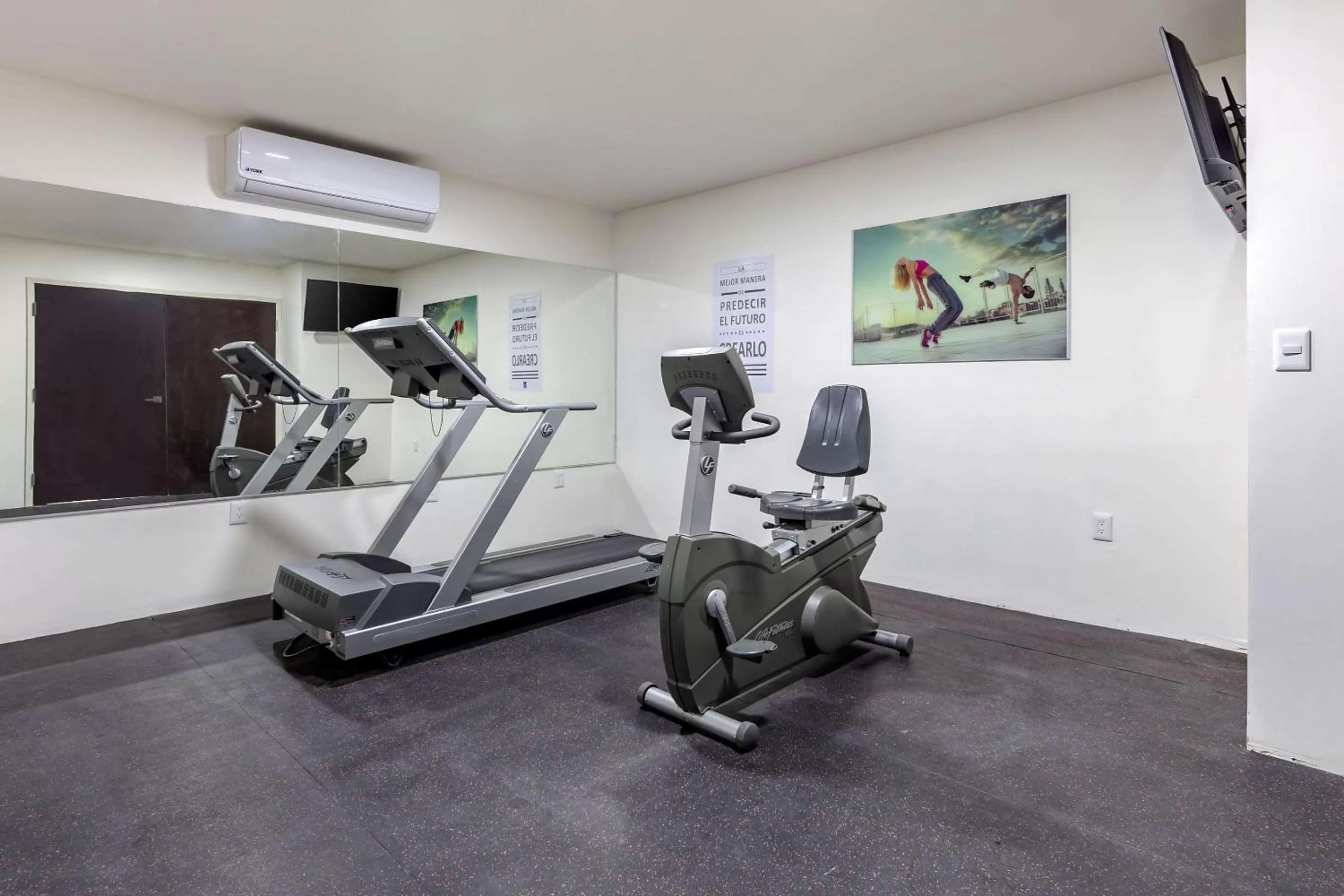Fitness centre/facilities in Sleep Inn Mexicali