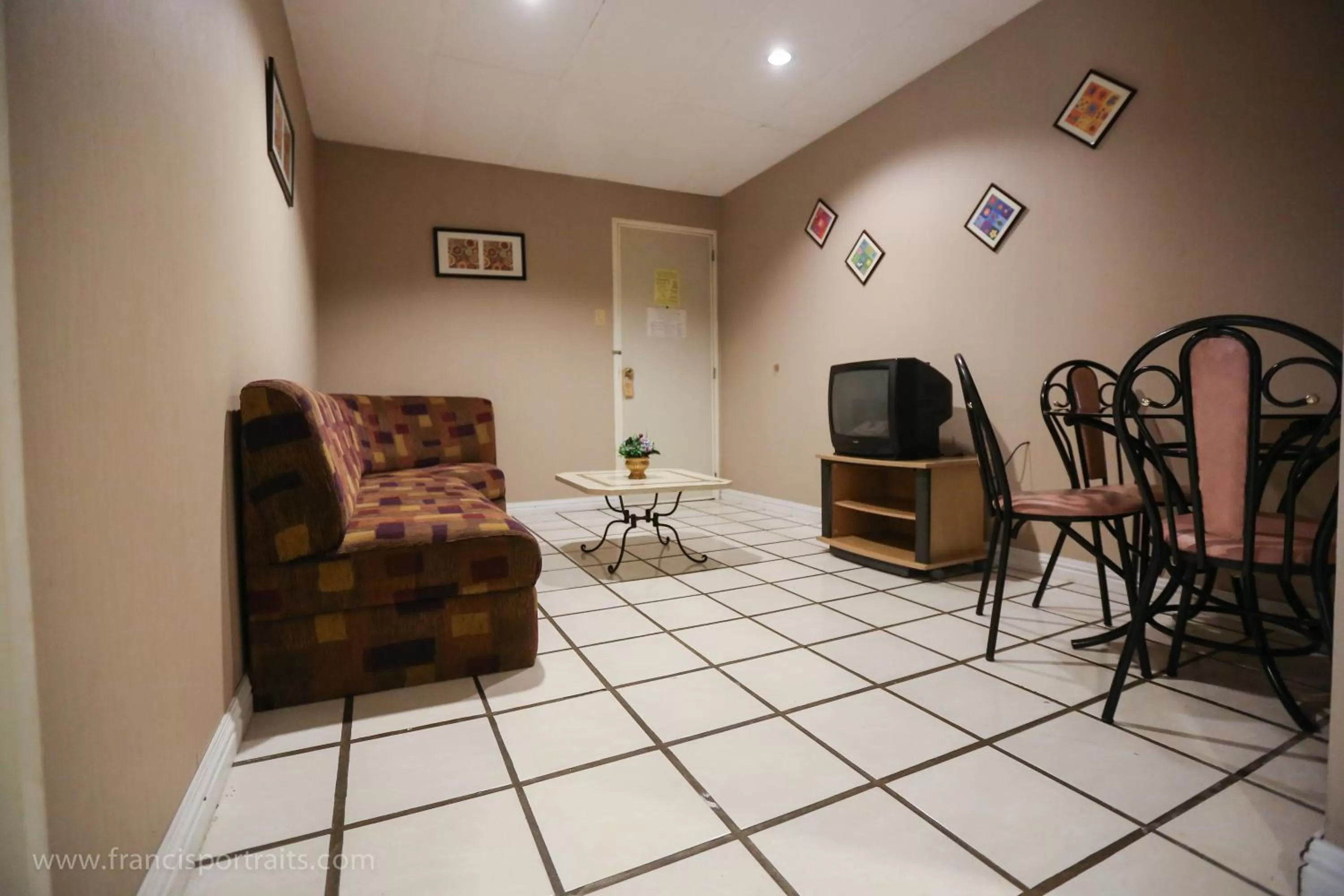 Seating area in Value Star Inn