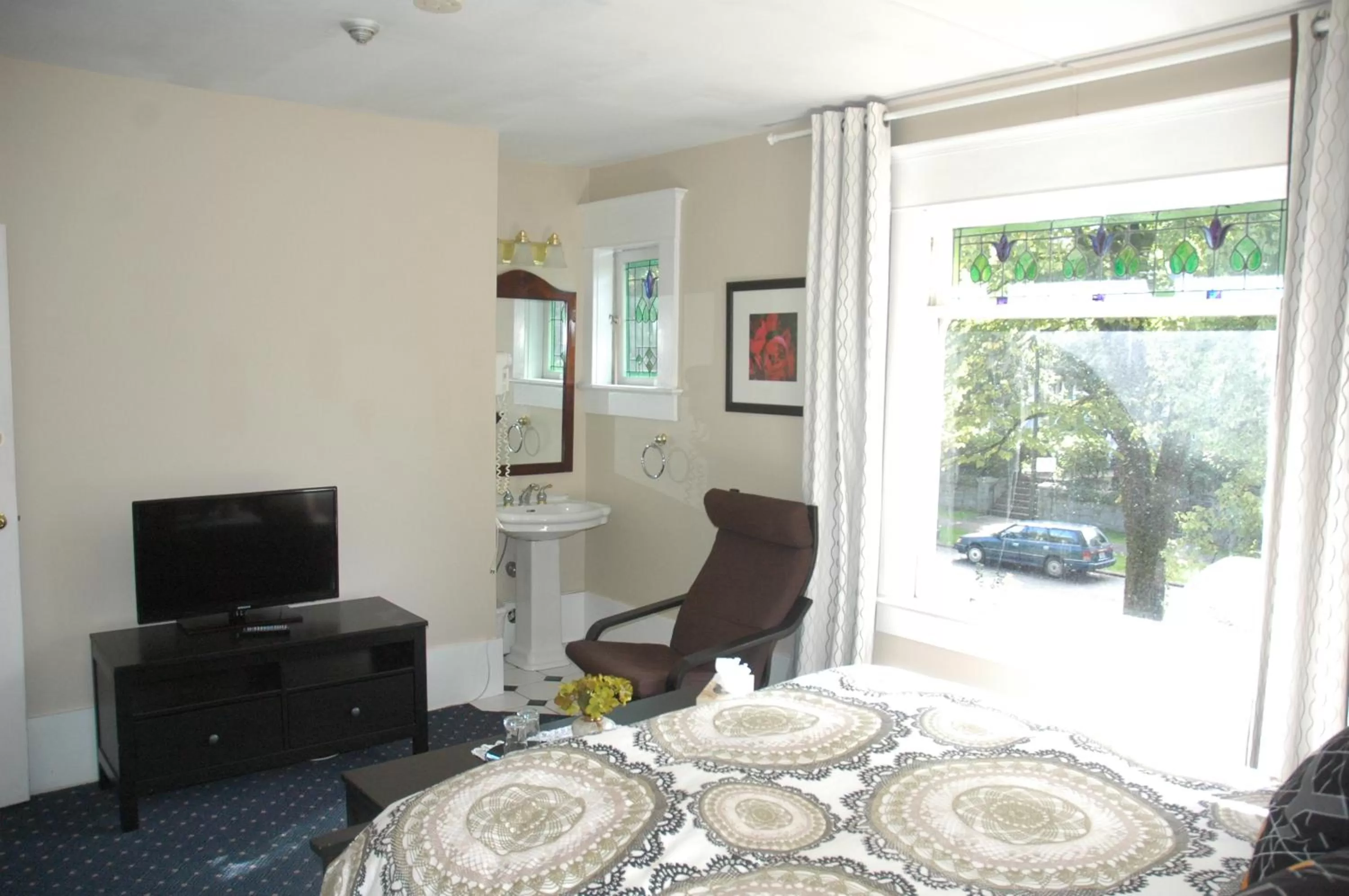 Bedroom in Windsor Guest House