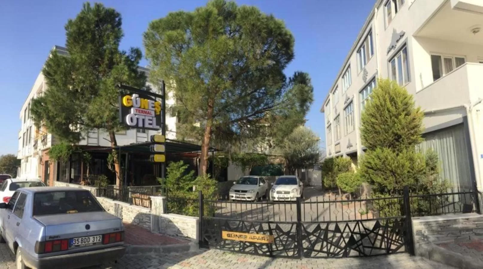 Property Building in GÜNEŞ APART OTEL