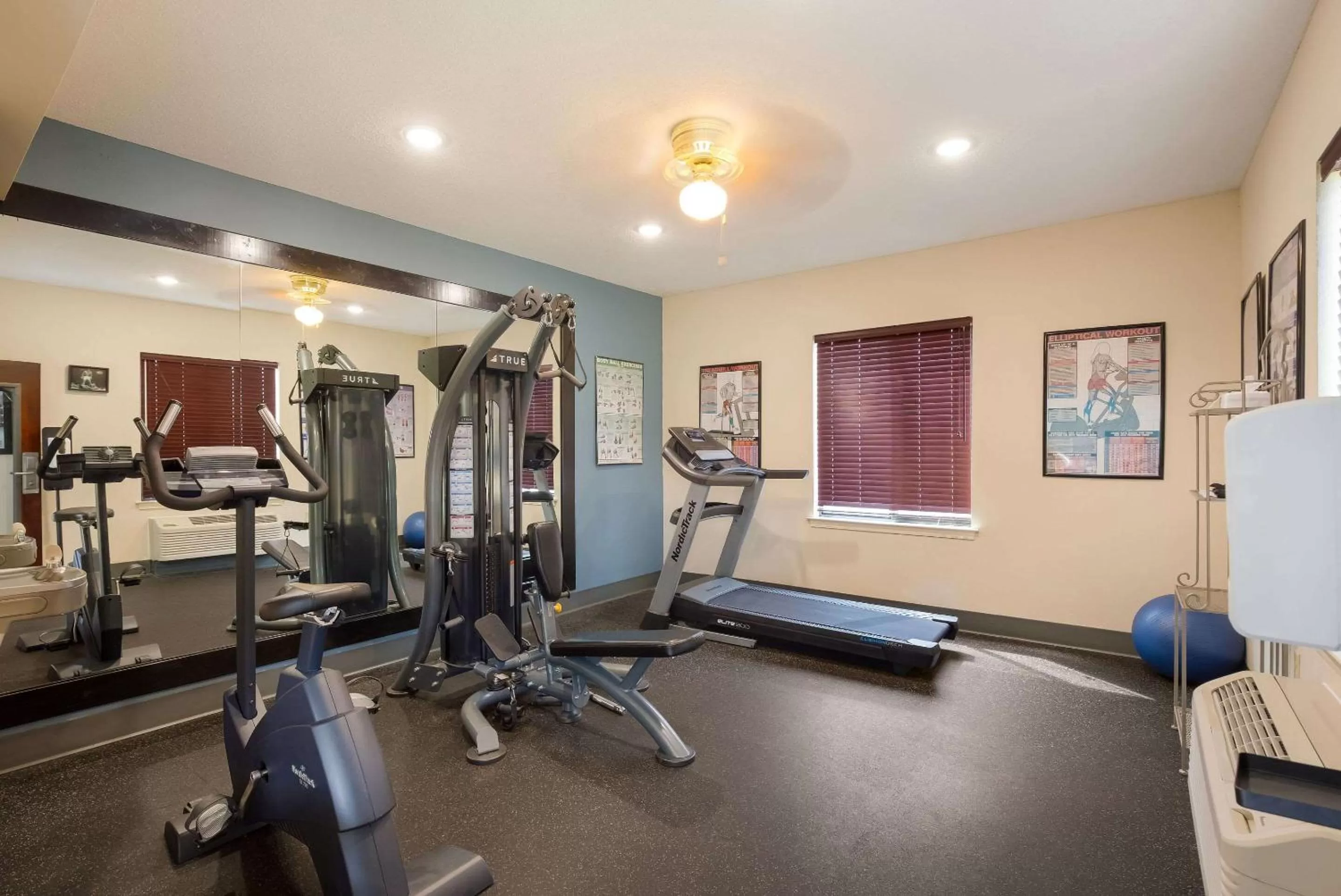 Fitness centre/facilities in Quality Inn Thomasville-Northpark