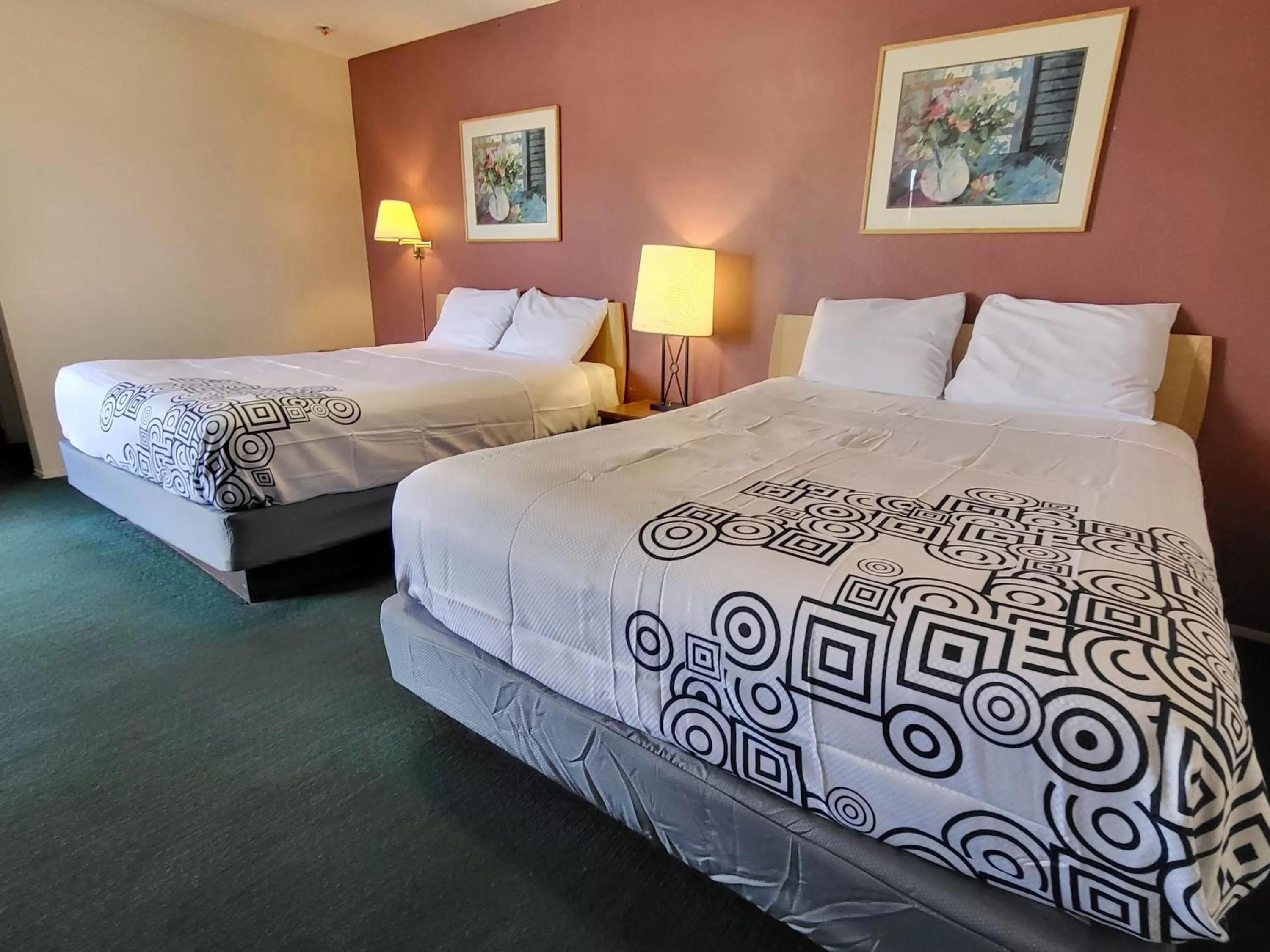 Bed in Star Inn On Route 66, Barstow