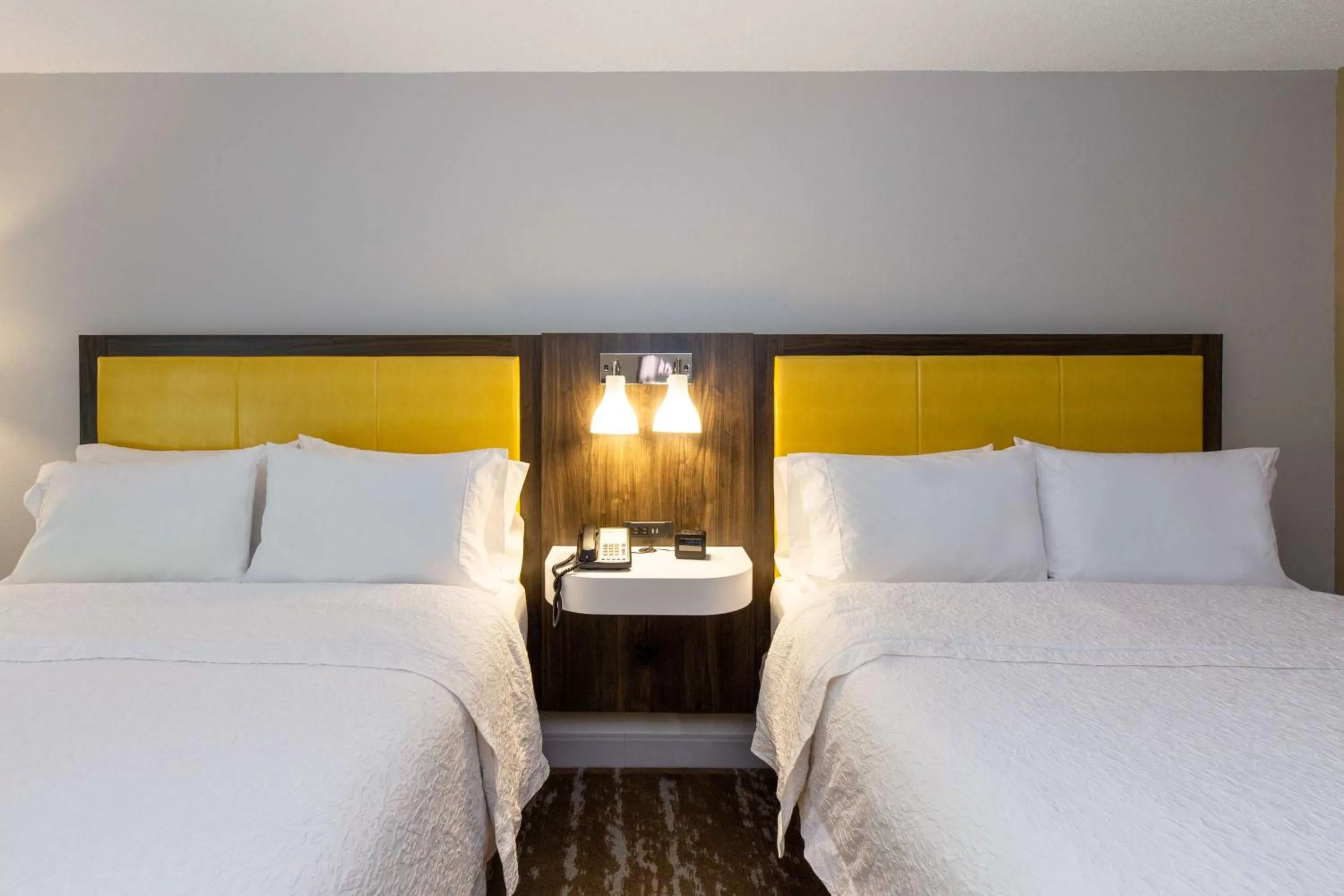 Bed in Hampton Inn & Suites Raleigh Cary Lenovo Center