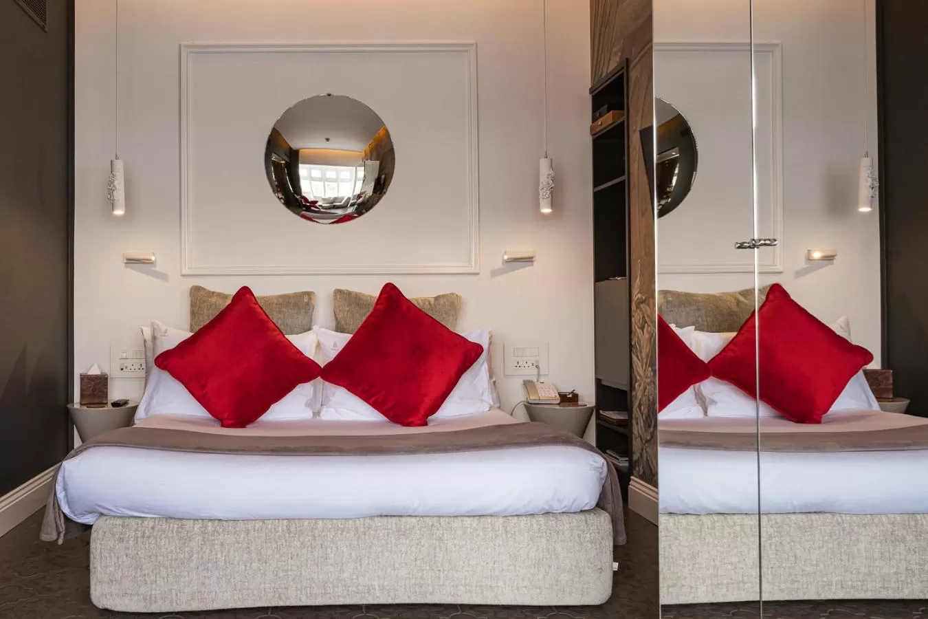 Bedroom, Bed in Iniala Harbour House