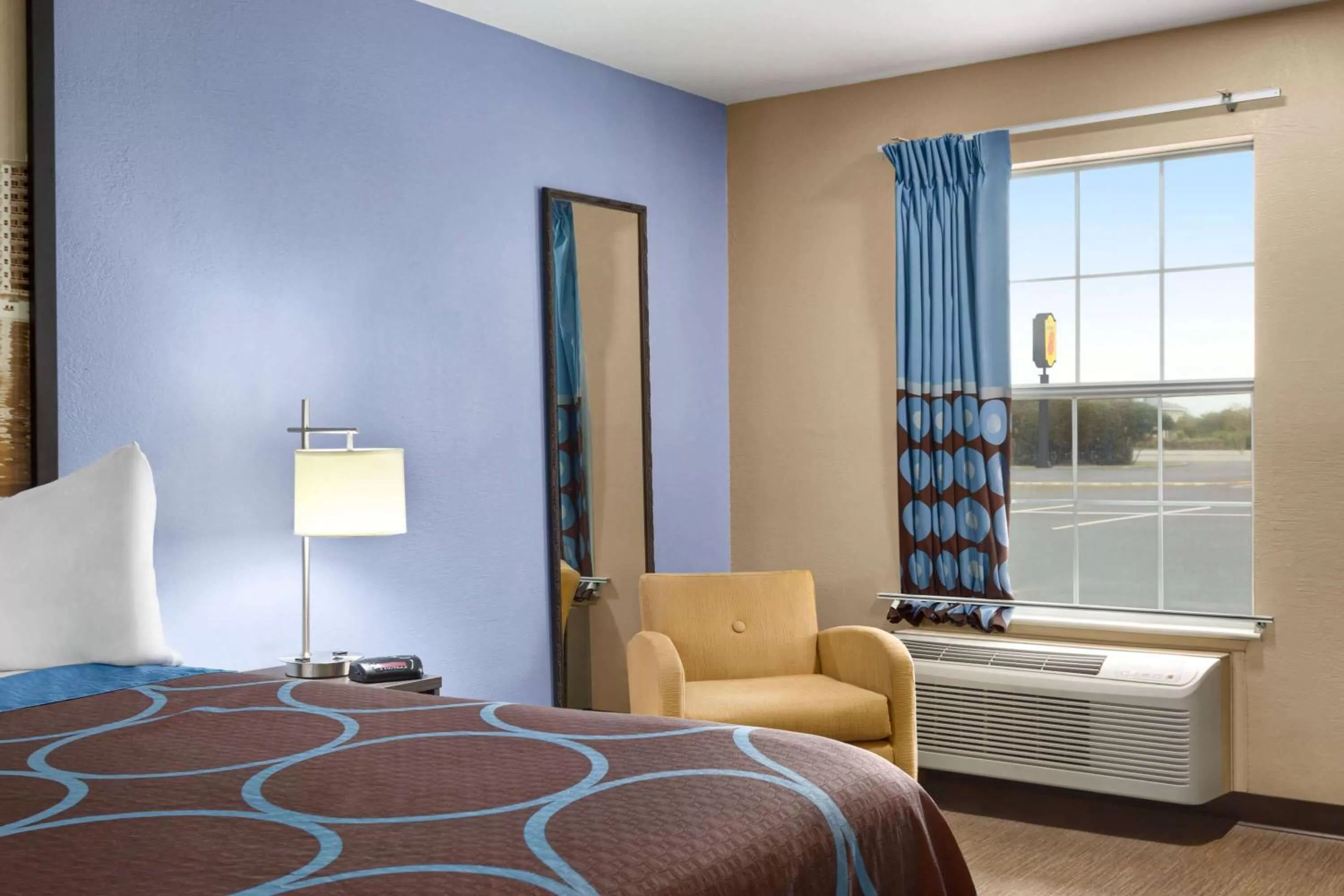 Bedroom, Bed in Super 8 by Wyndham Foley