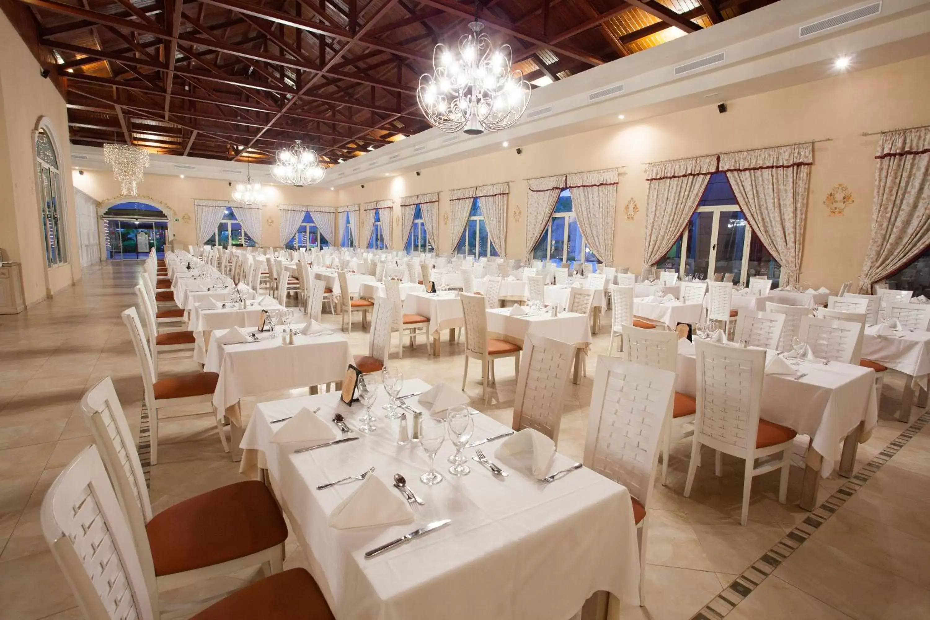 Restaurant/Places to Eat in Majestic Colonial Punta Cana - All Inclusive