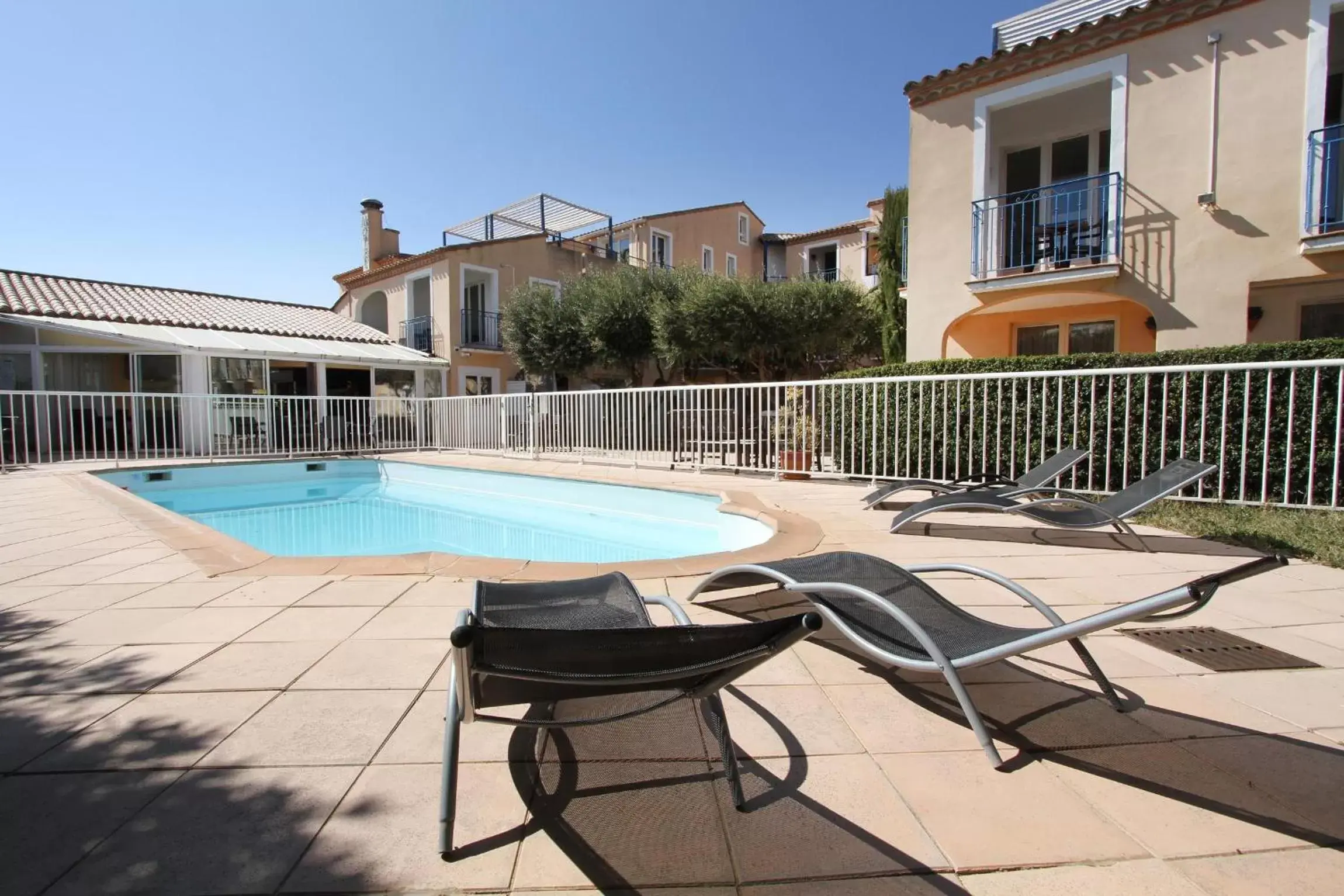 Swimming Pool in Hôtel Le Leukos