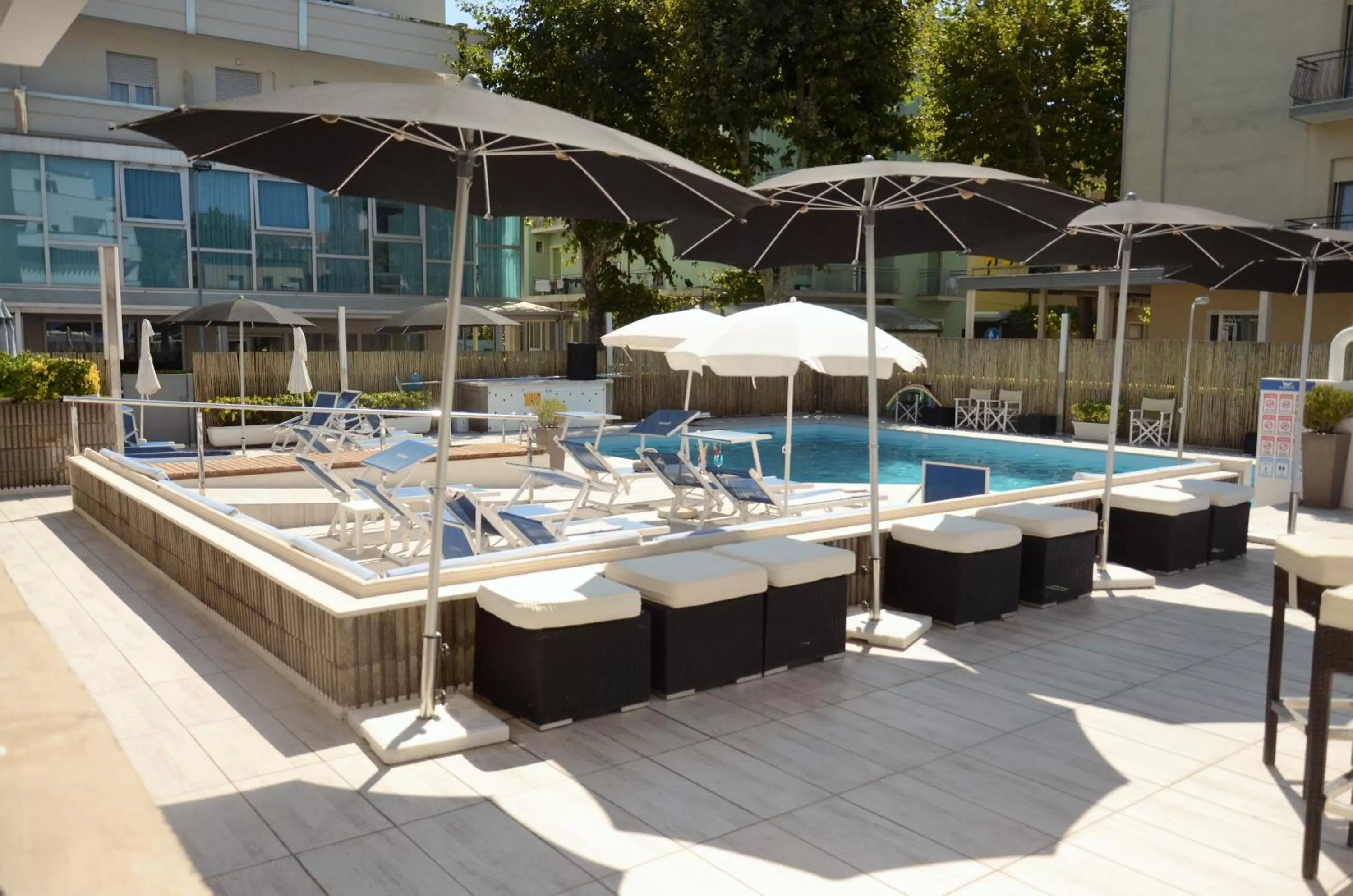 Swimming pool in Eurhotel