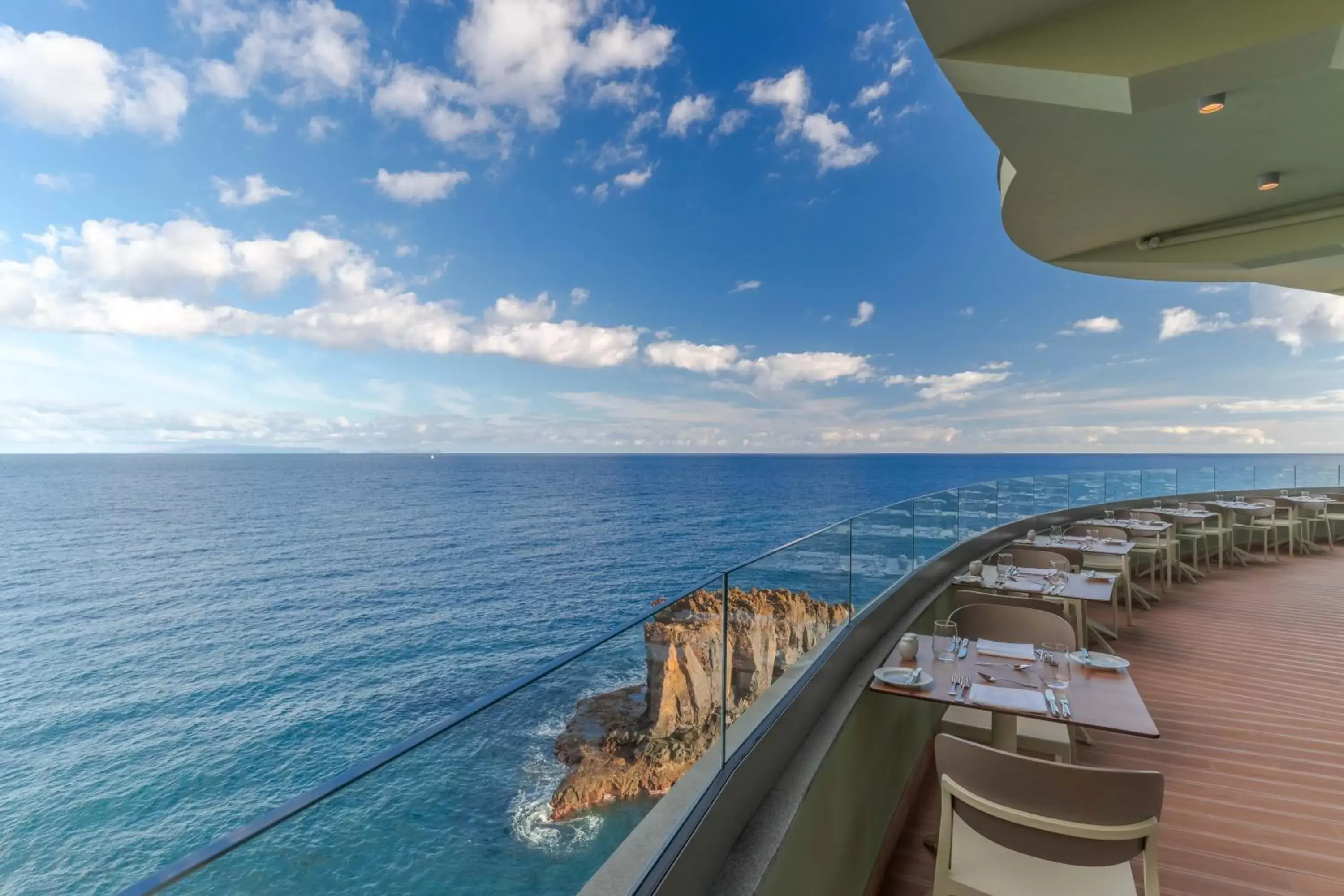 Restaurant/places to eat, Sea View in Pestana Vila Lido Madeira Ocean Hotel
