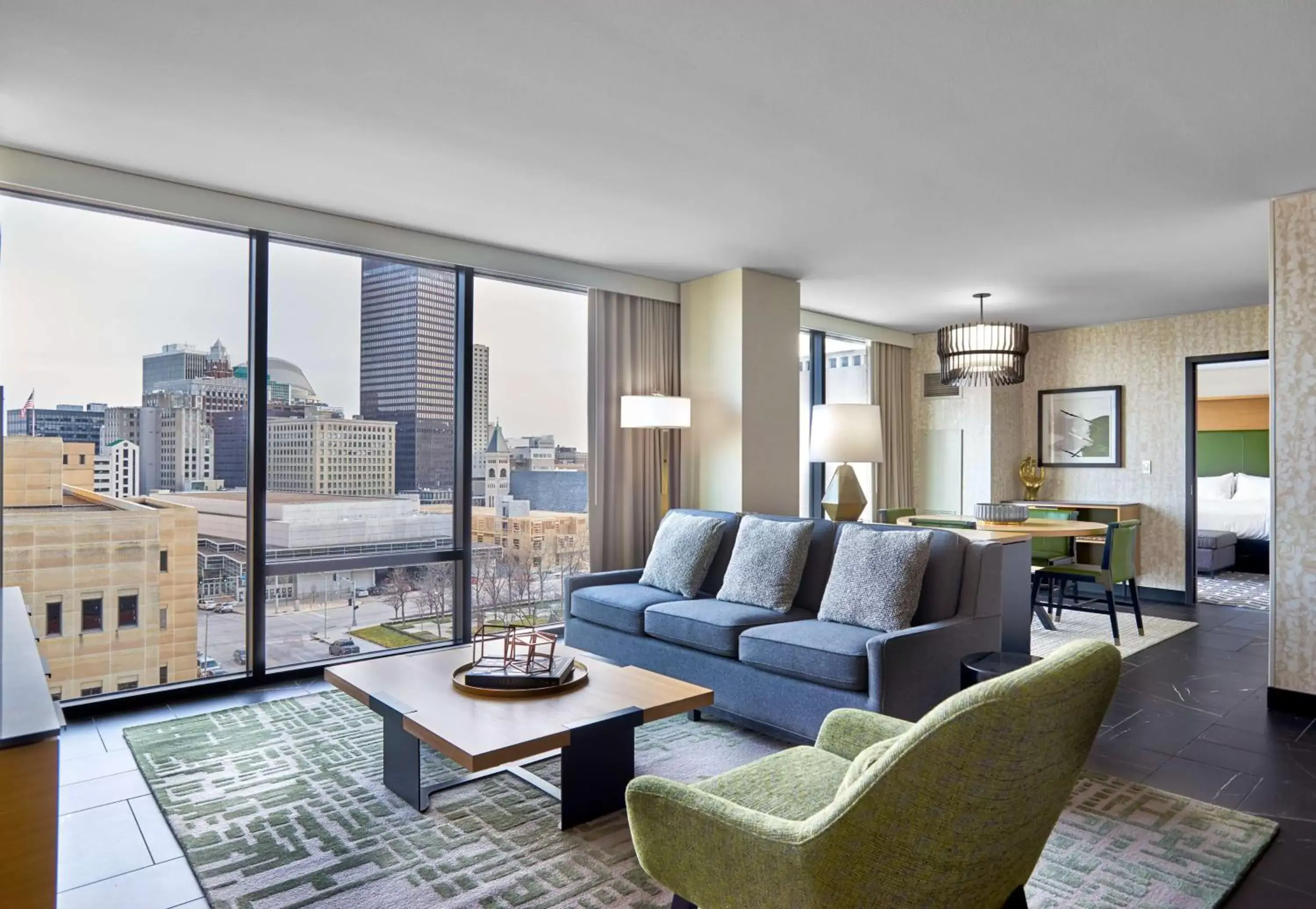 Living room, Seating Area in Hilton Des Moines Downtown