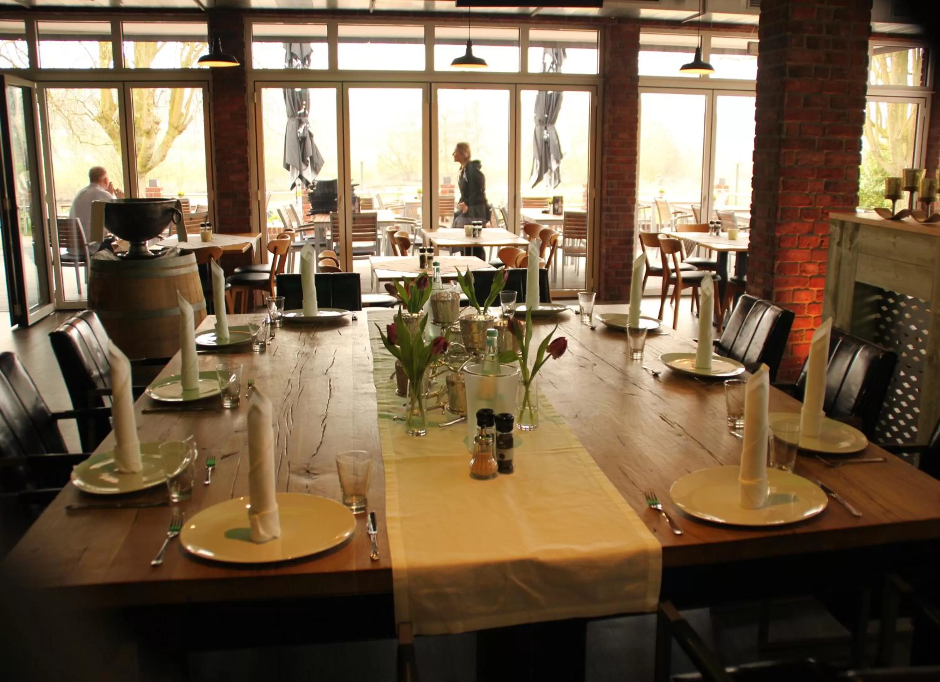 Restaurant/places to eat in Hotel Mintarder Wasserbahnhof