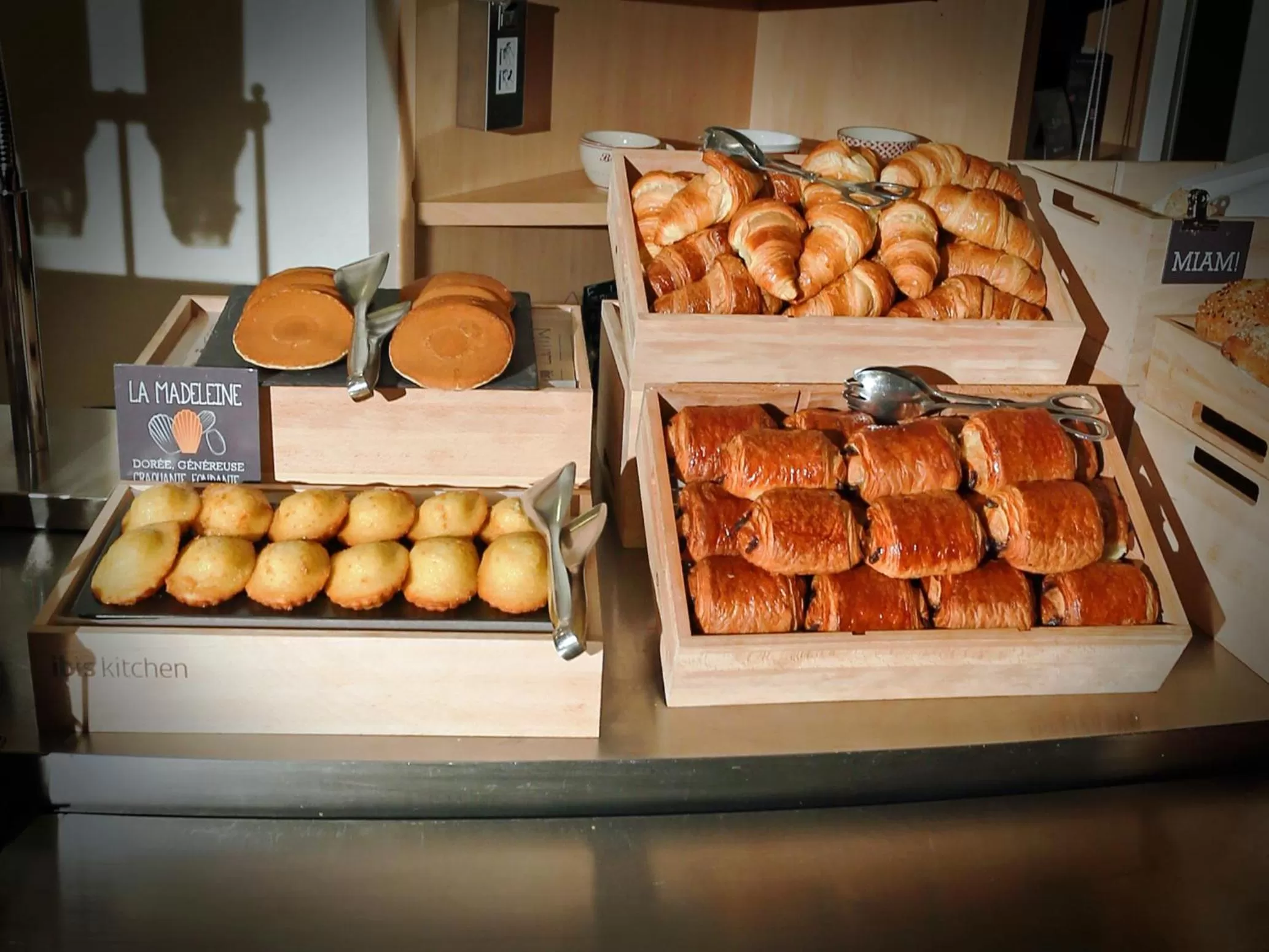 Buffet breakfast in ibis Montpellier Centre Polygone