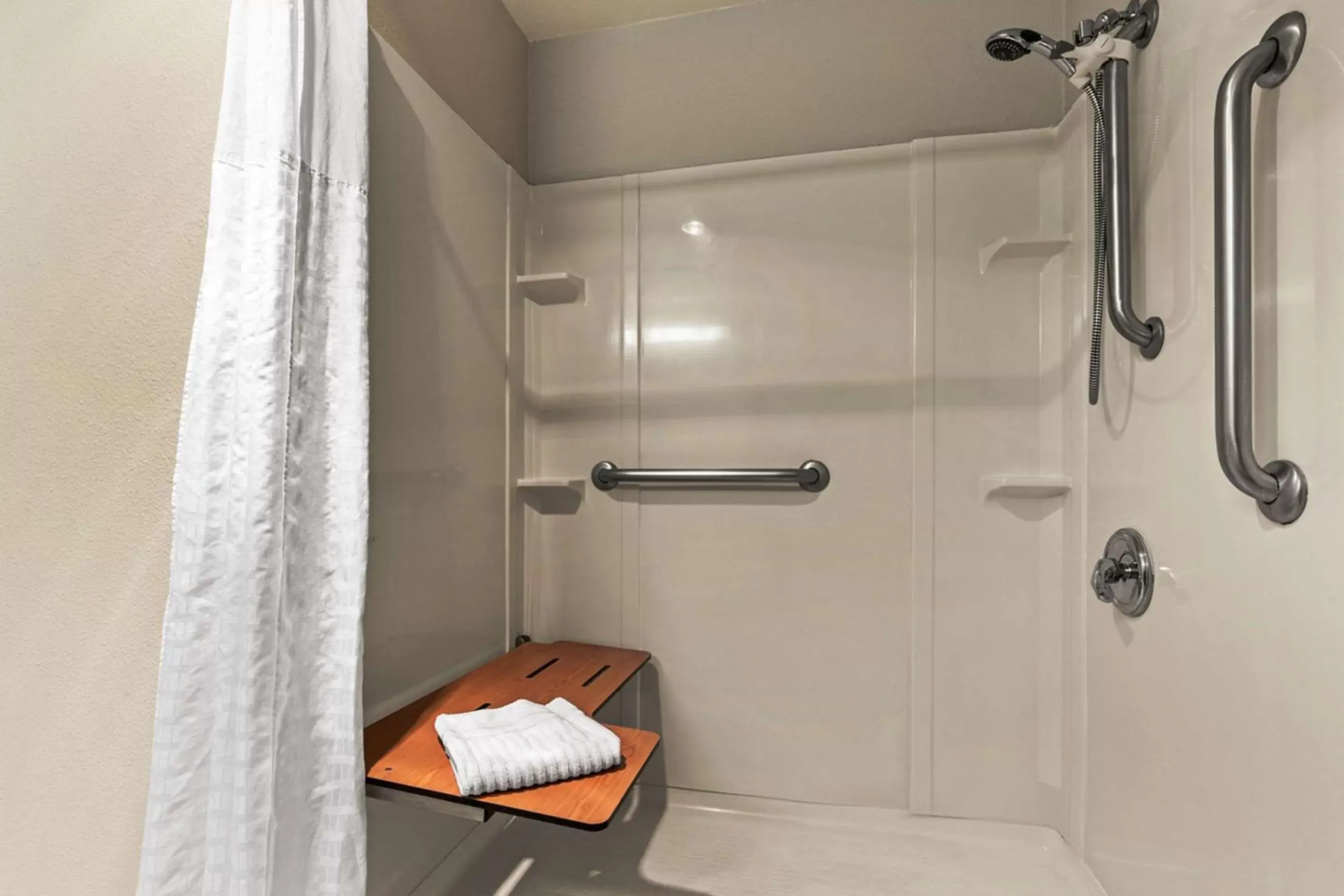 Bathroom in Comfort Inn & Suites Beaverton - Portland West