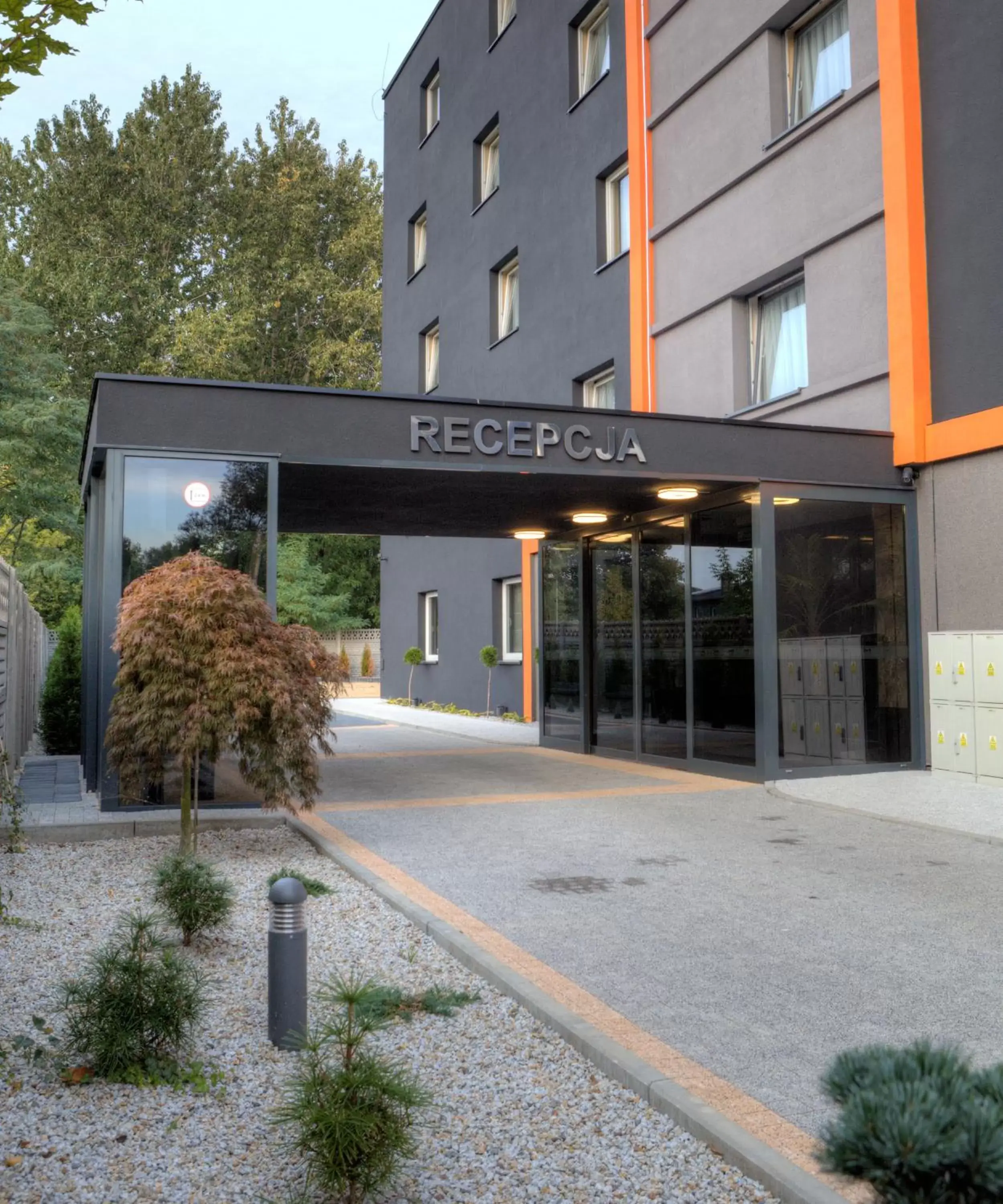 Facade/entrance in M Hotel Sosnowiec