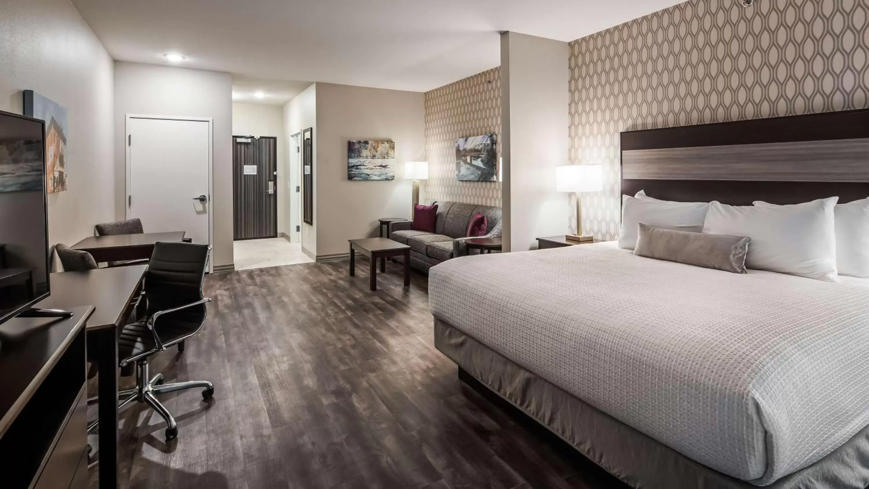 Photo of the whole room, Bed in Best Western Plus Saint Peter Photo of the whole room, Bed in Best Western Plus Saint Peter