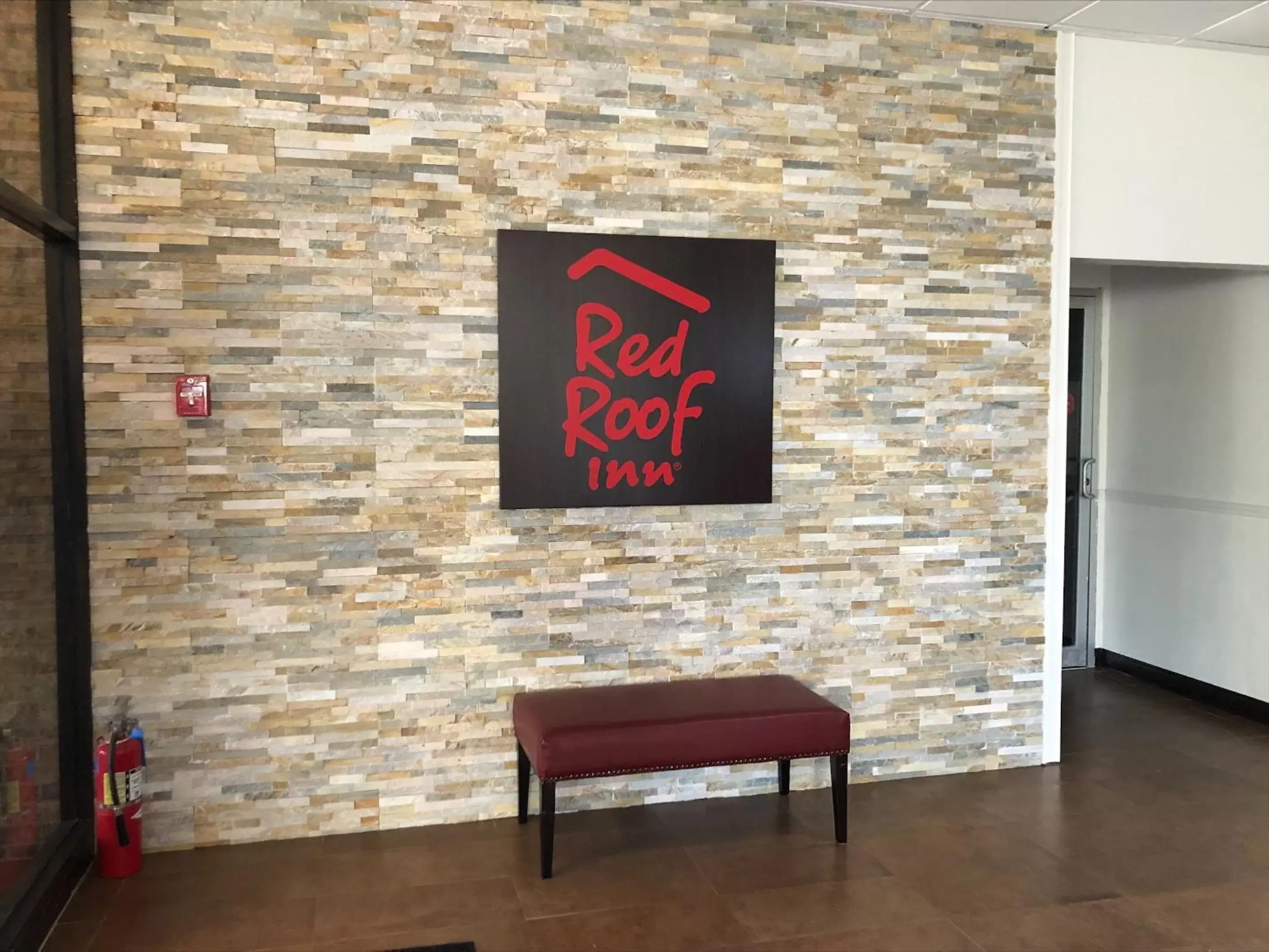 Lobby or reception in Red Roof Inn Norwich