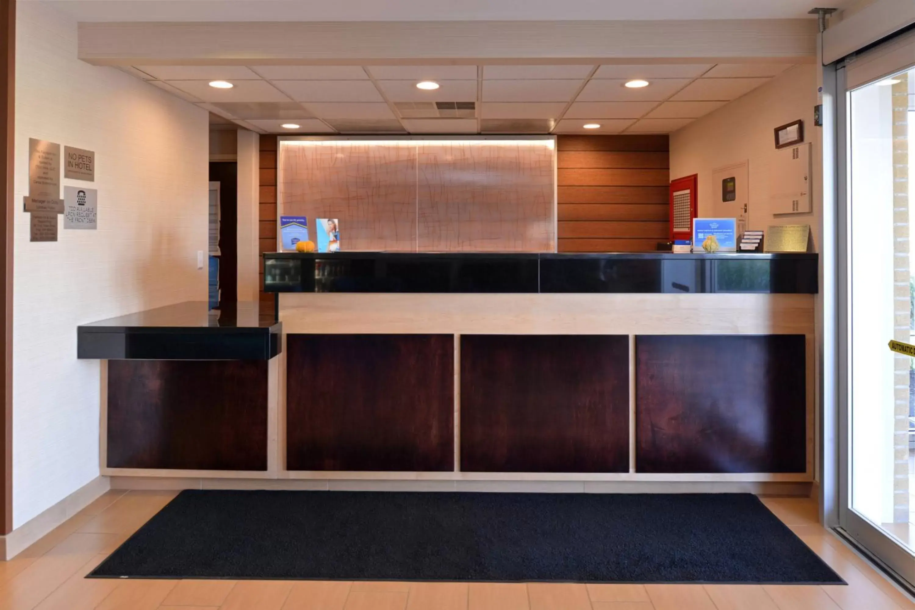 Lobby or reception, Lobby/Reception in Fairfield Inn and Suites by Marriott Dayton Troy