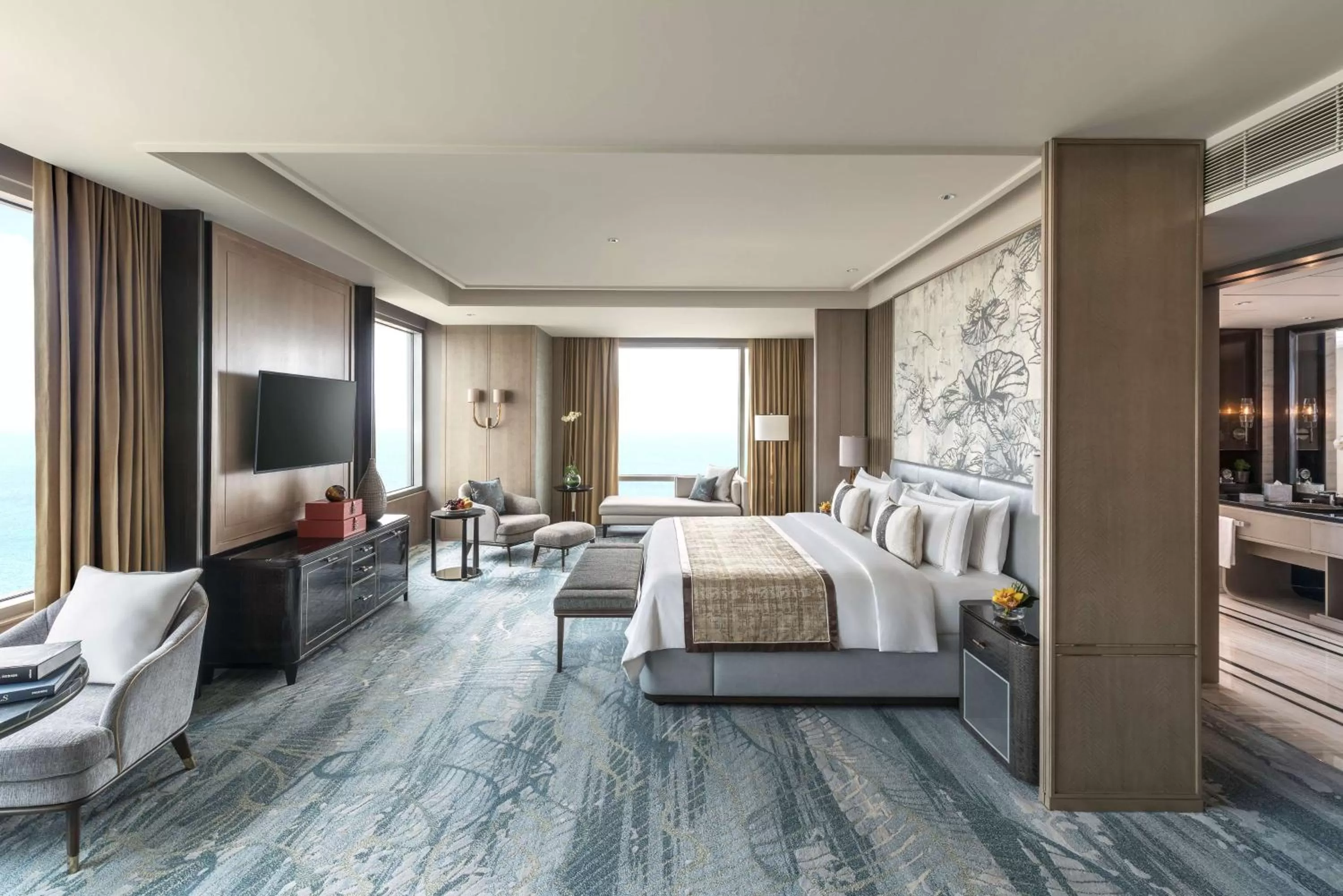 Photo of the whole room, Bed in Shangri-La Colombo