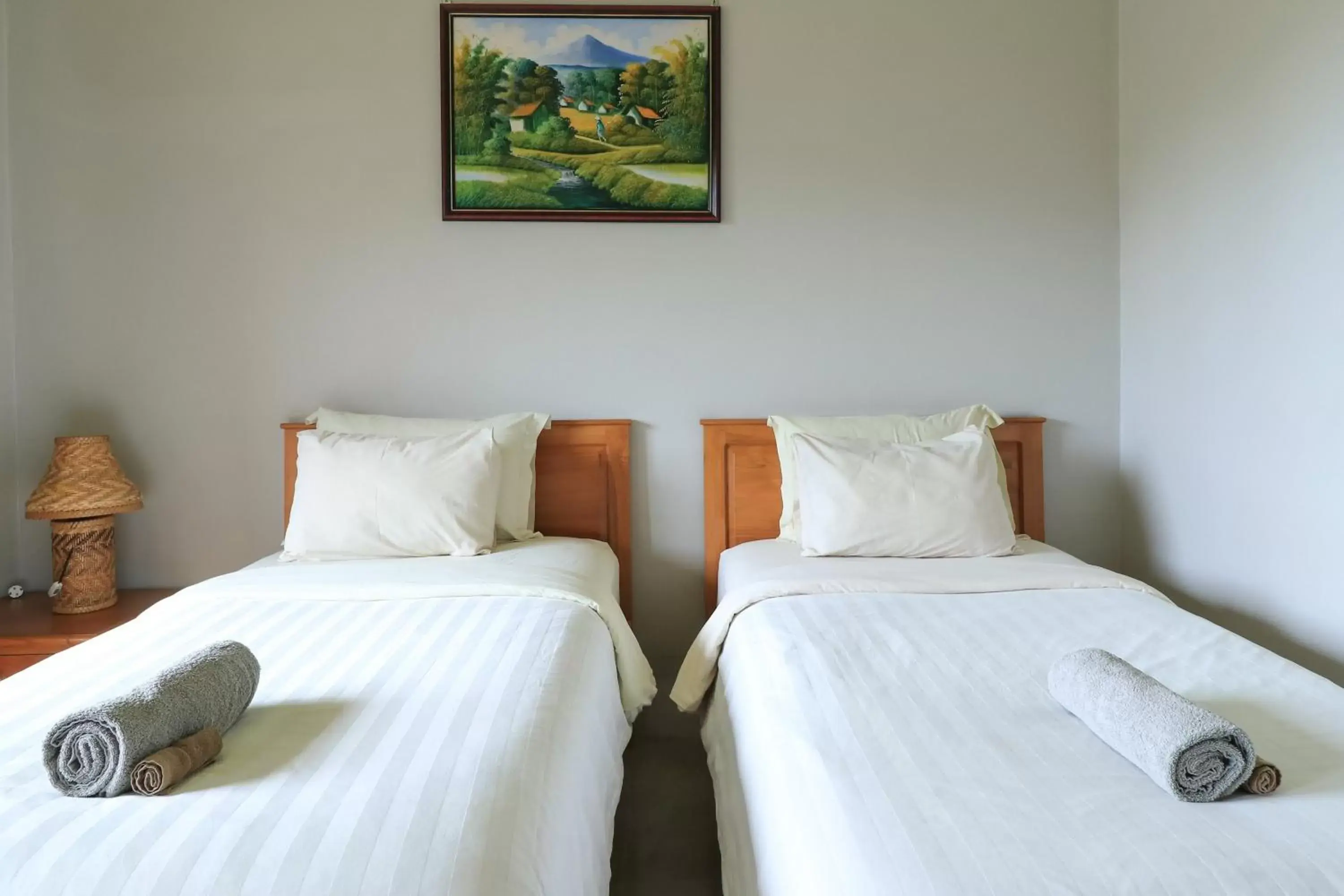 Bedroom, Bed in Senggigi Cottages Lombok