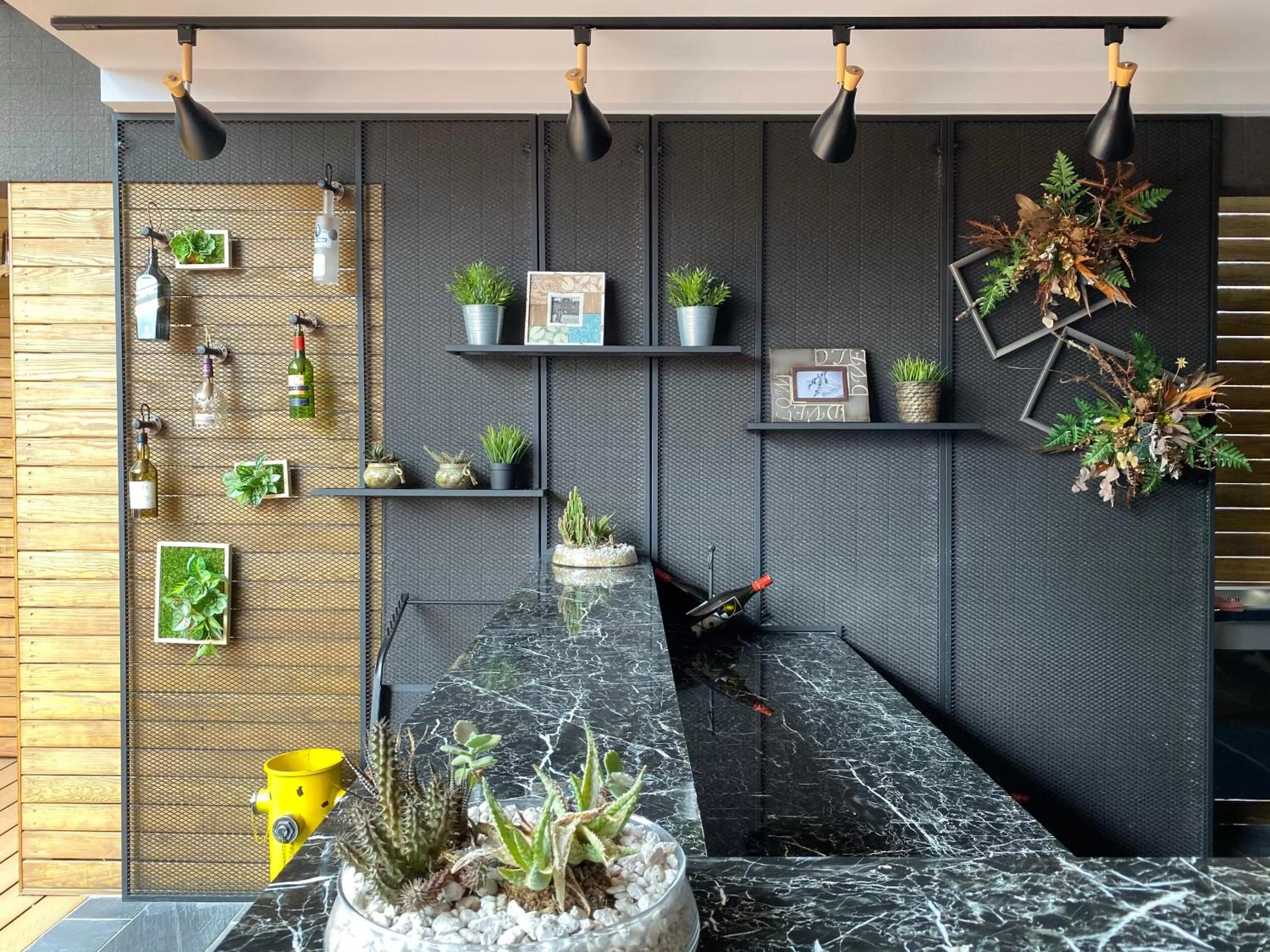 Patio in Royal Rose Hotel Xinsheng