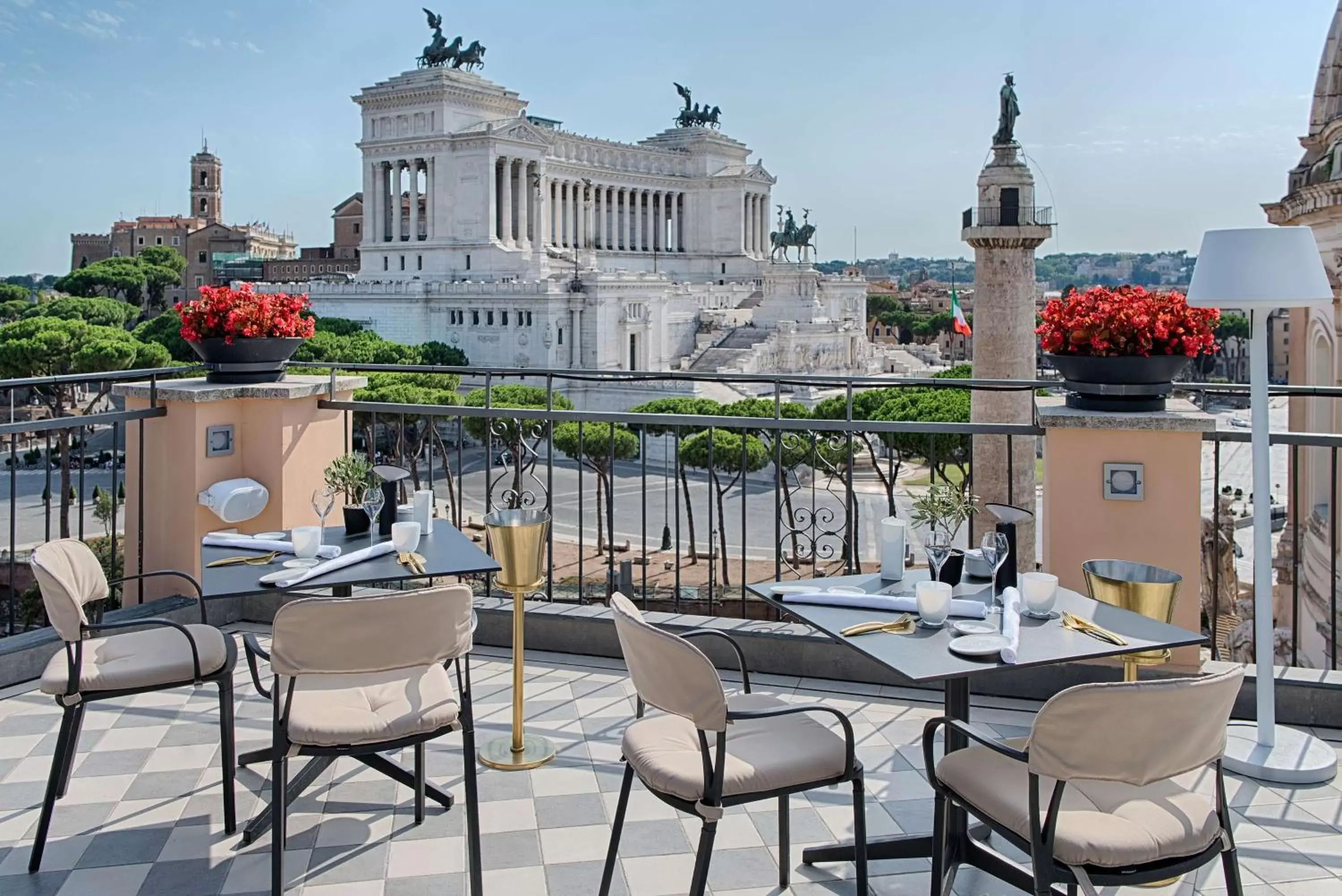 Sports, Restaurant/Places to Eat in NH Collection Roma Fori Imperiali
