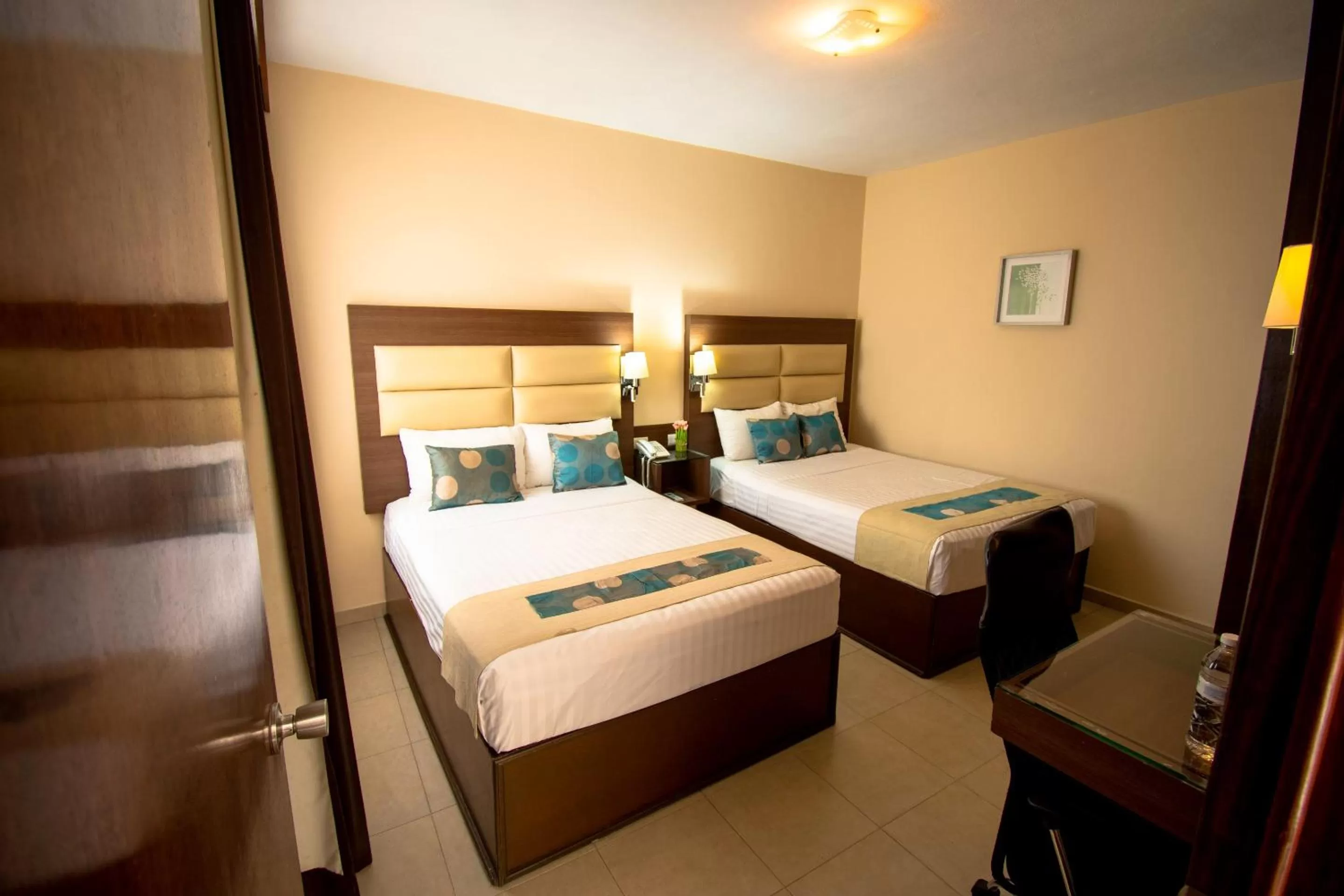 Bed in Hotel San Miguel, en el Centro - Desayuno Incluido