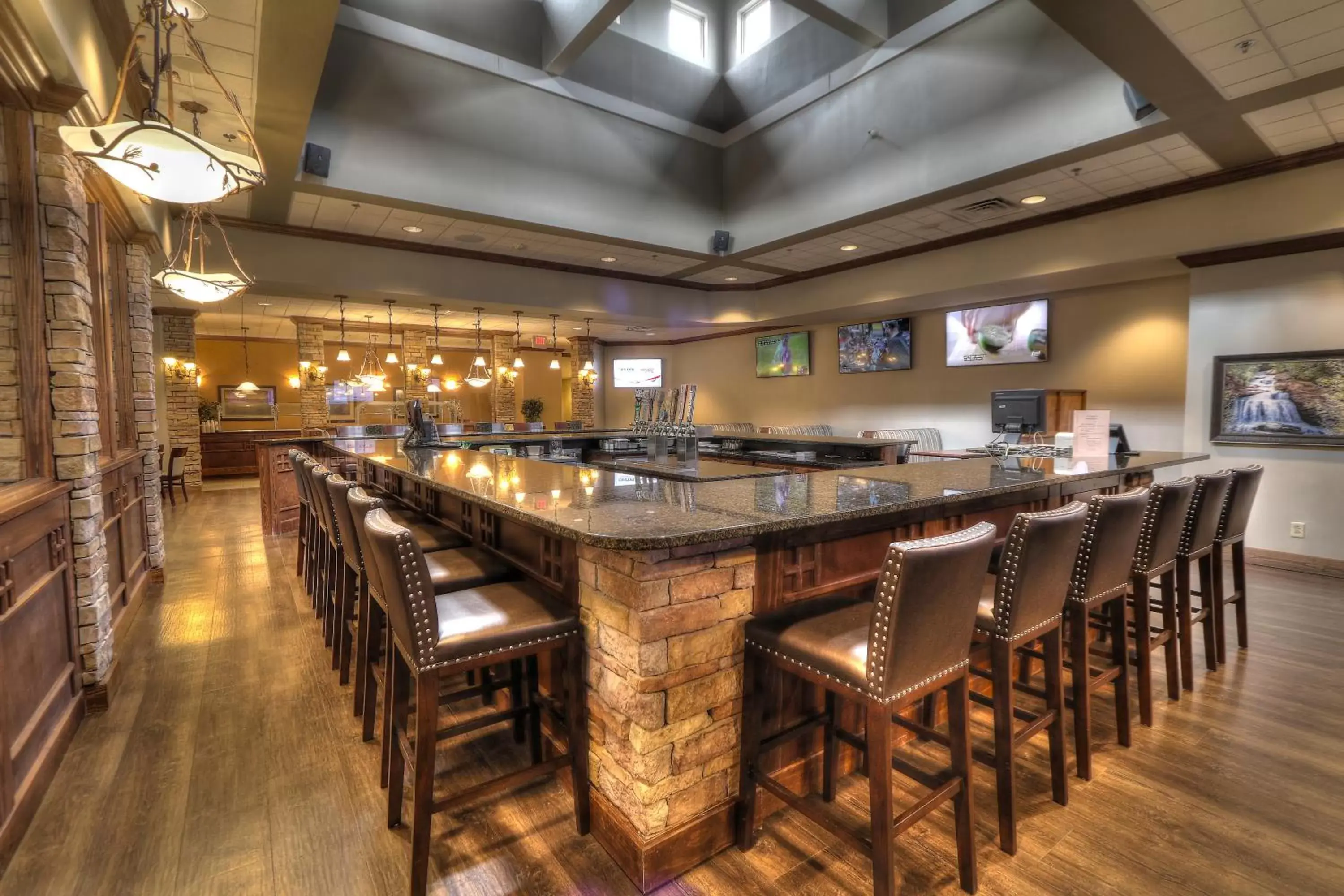 Restaurant/places to eat in The Ramsey Hotel and Convention Center Restaurant/places to eat in The Ramsey Hotel and Convention Center