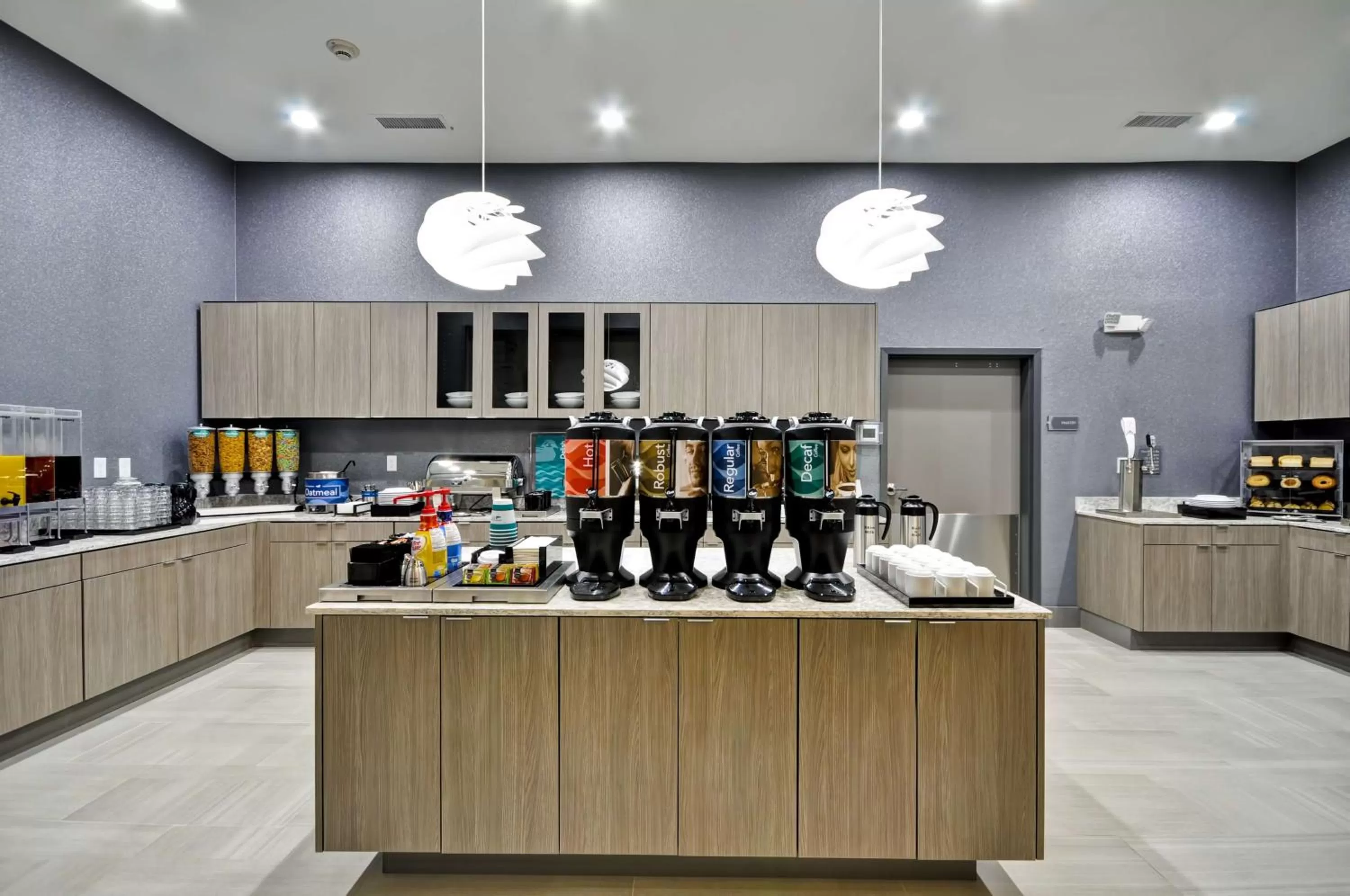 Breakfast in Homewood Suites by Hilton Tyler