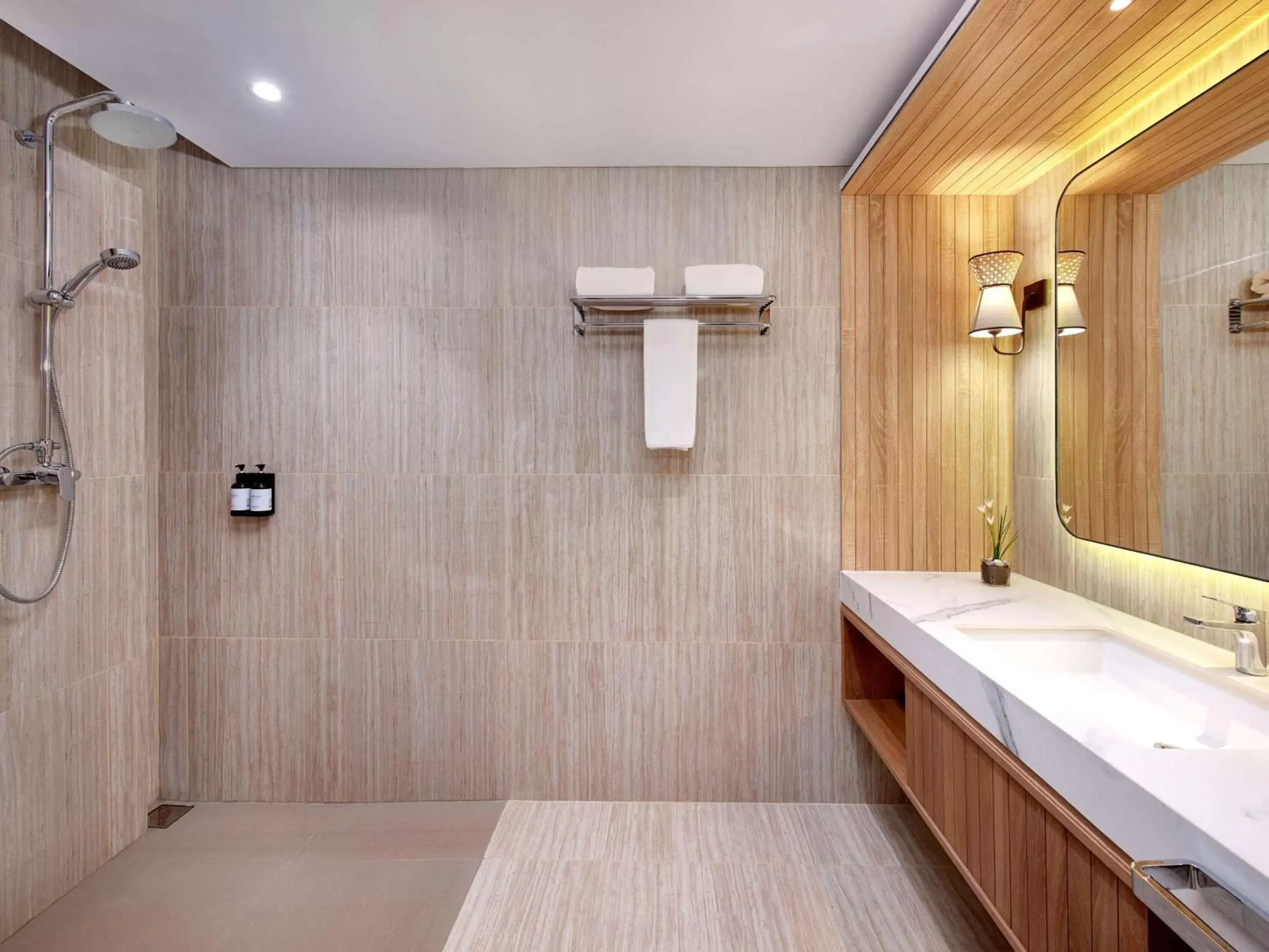 Bathroom in Mercure Pangkalan Bun