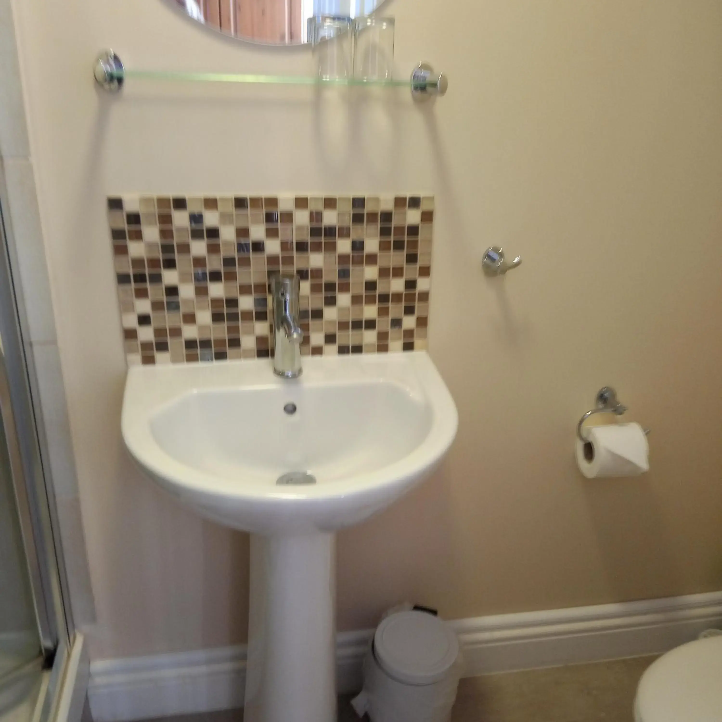 Shower, Bathroom in The Wilton Weymouth