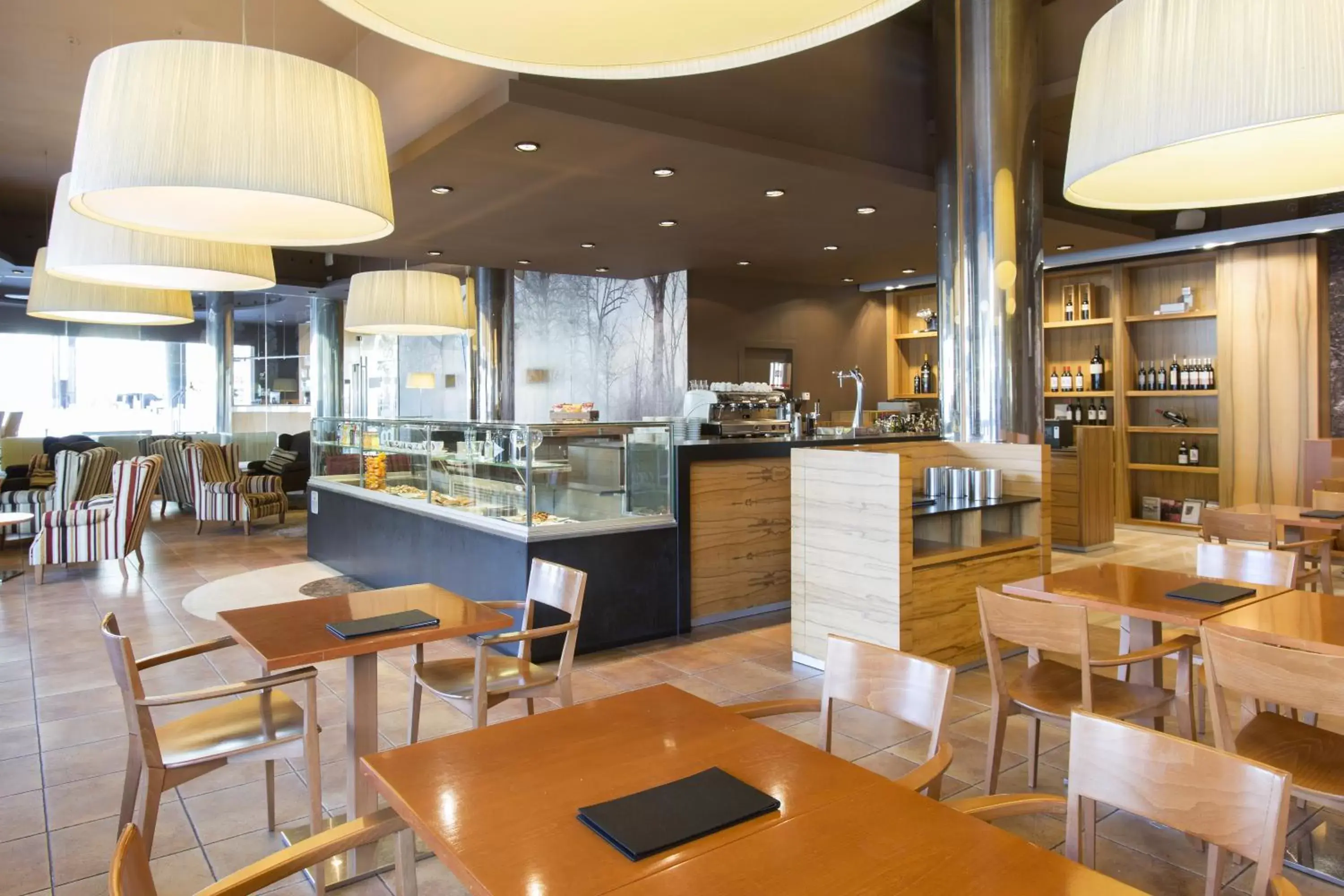 Lounge or bar, Restaurant/Places to Eat in Hotel SB Ciutat Tarragona