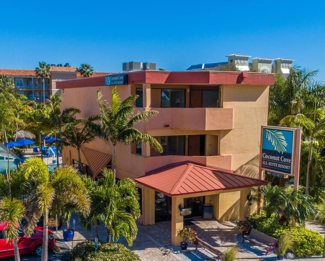 Facade/entrance, Property Building in Coconut Cove All Suite Hotel