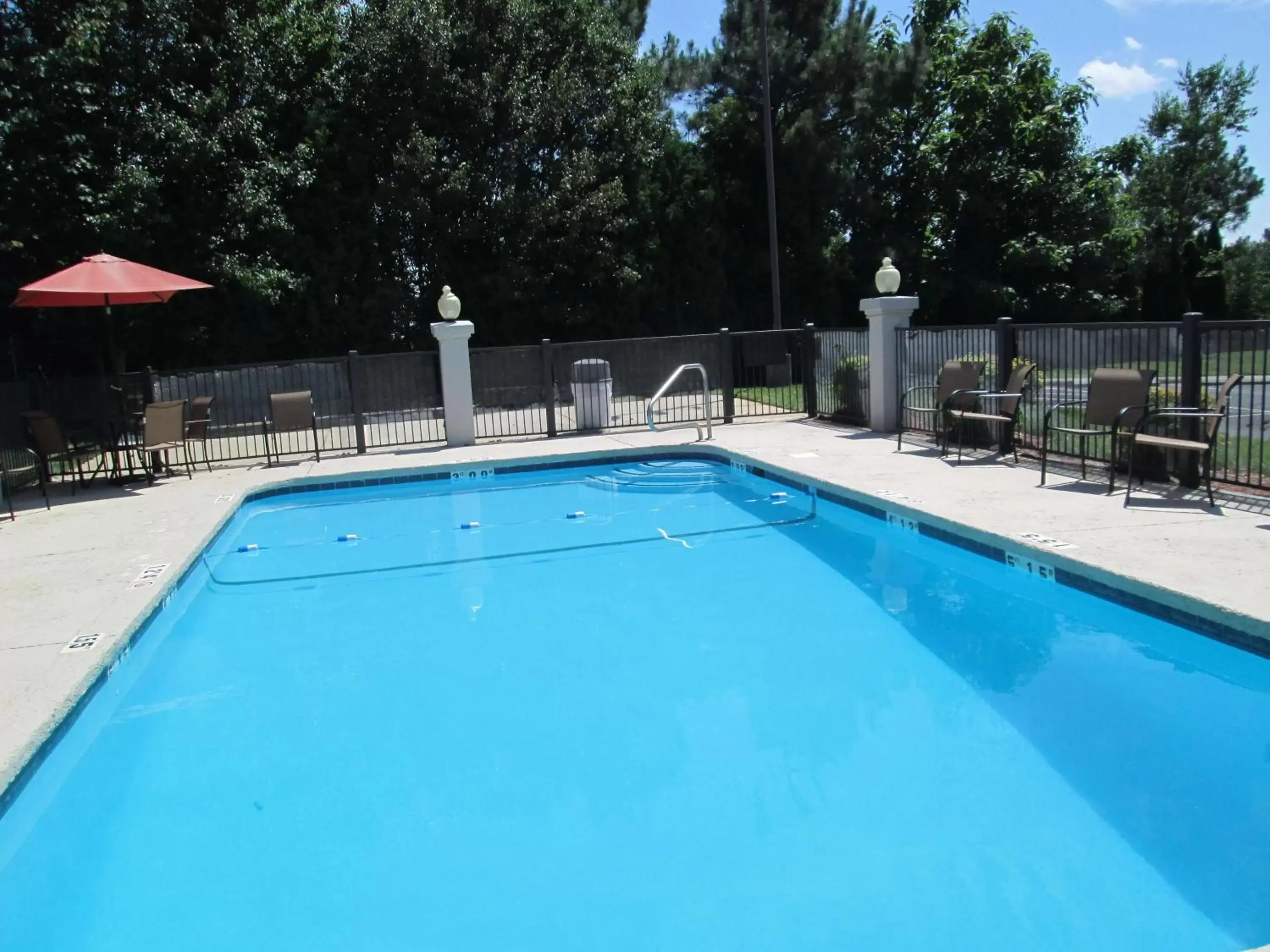 On site, Swimming Pool in SureStay Plus Hotel by Best Western Asheboro