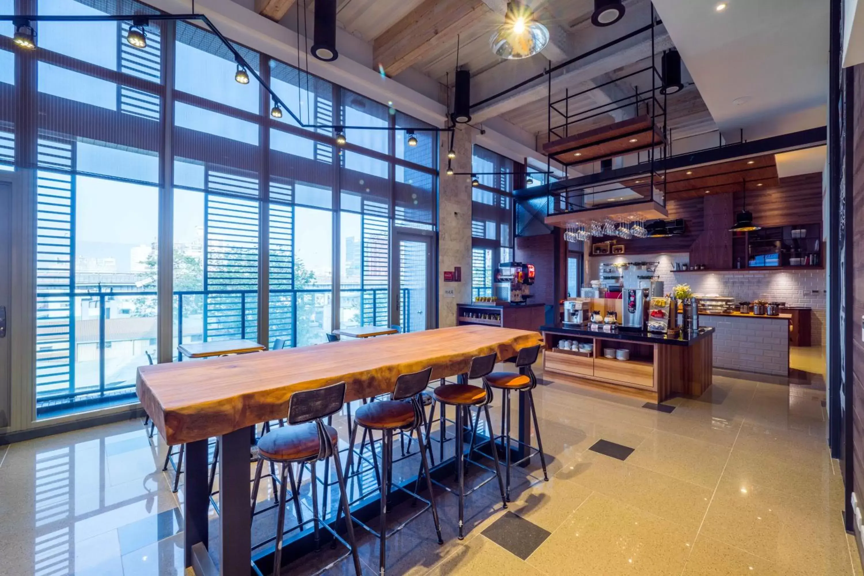 Restaurant/places to eat in Watermark Hotel Kaohsiung Main Station